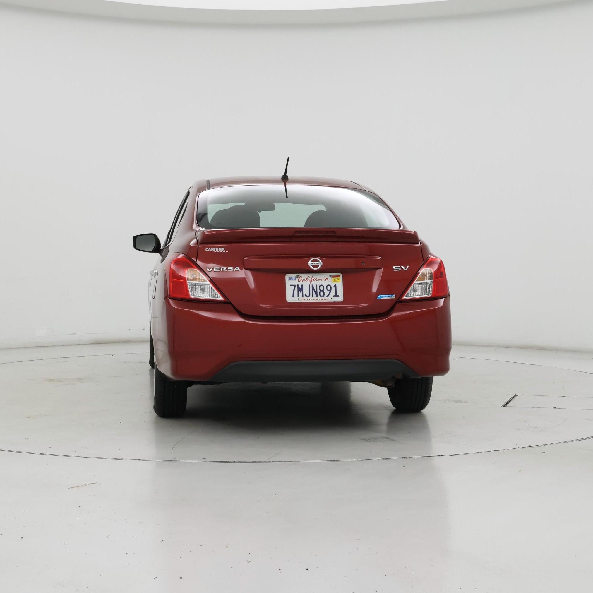 Thumbnail: 2016 Nissan Versa - 6