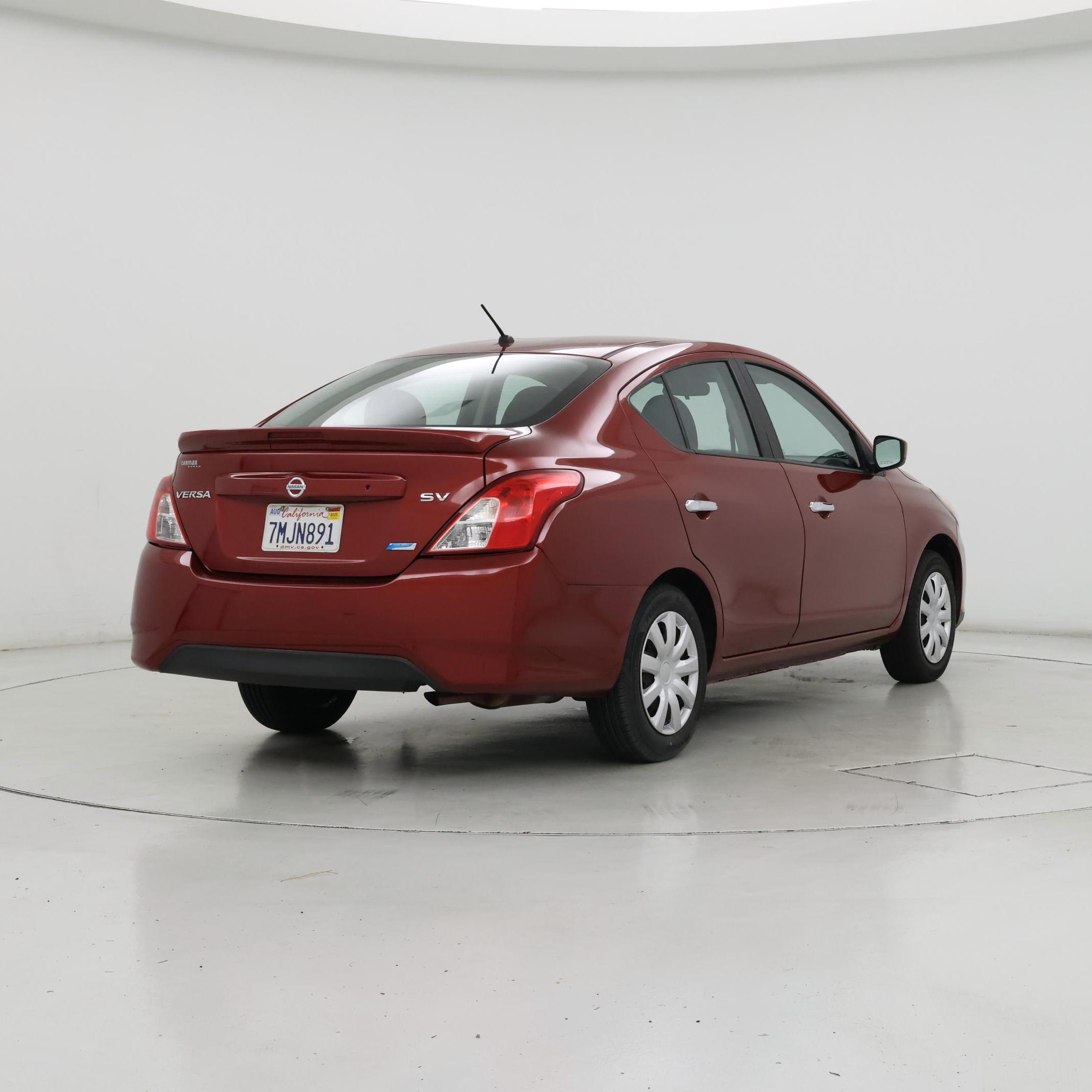 Thumbnail: 2016 Nissan Versa - 8