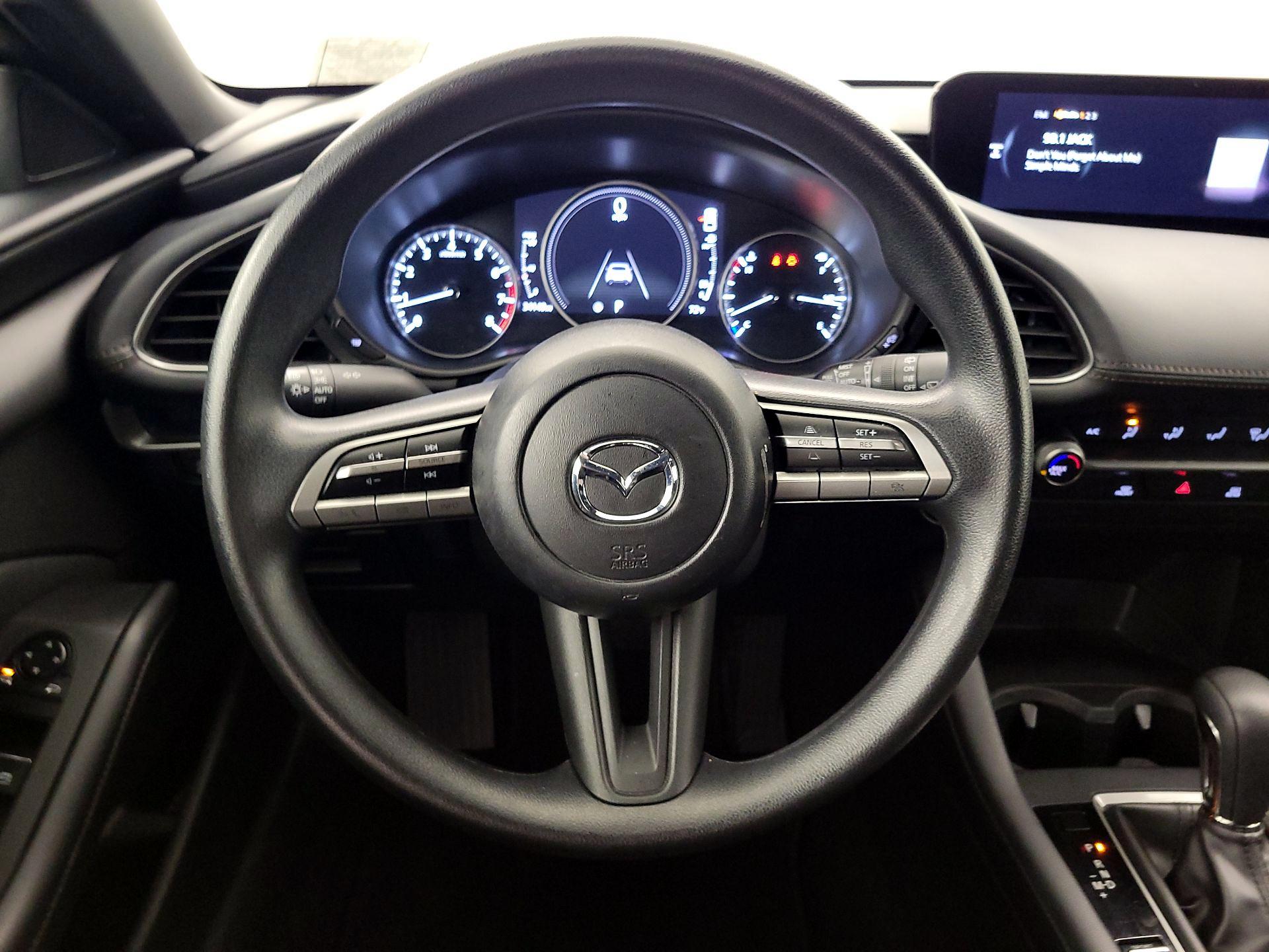 Thumbnail: 2022 Mazda Mazda3 - 10