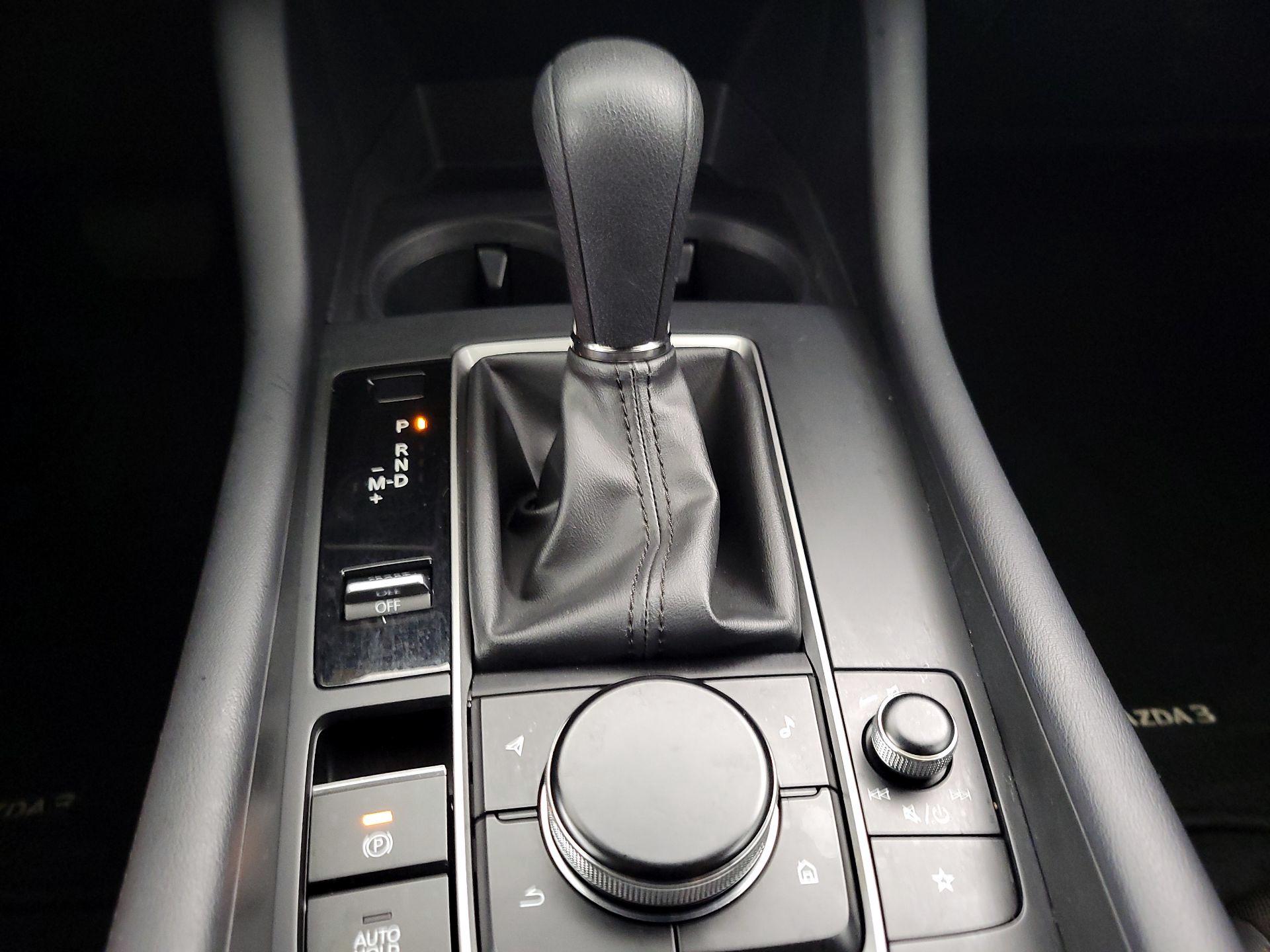 Thumbnail: 2022 Mazda Mazda3 - 17