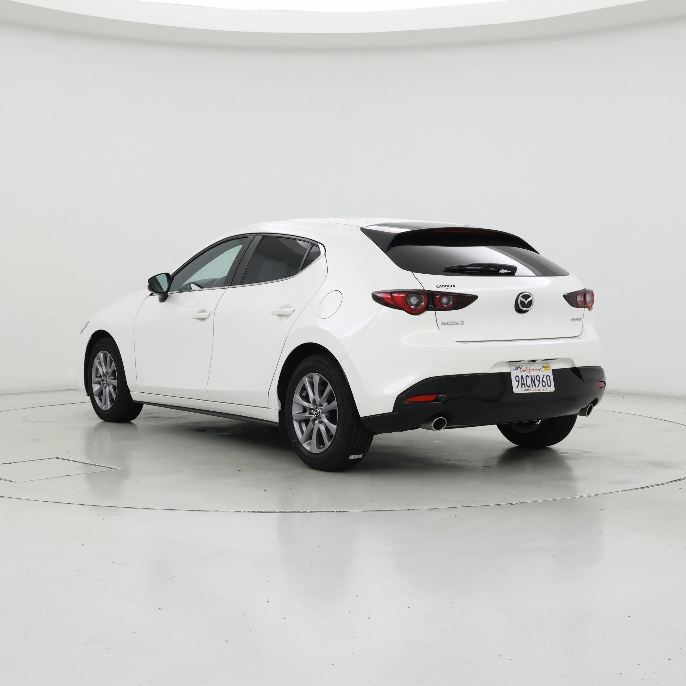 Thumbnail: 2022 Mazda Mazda3 - 2