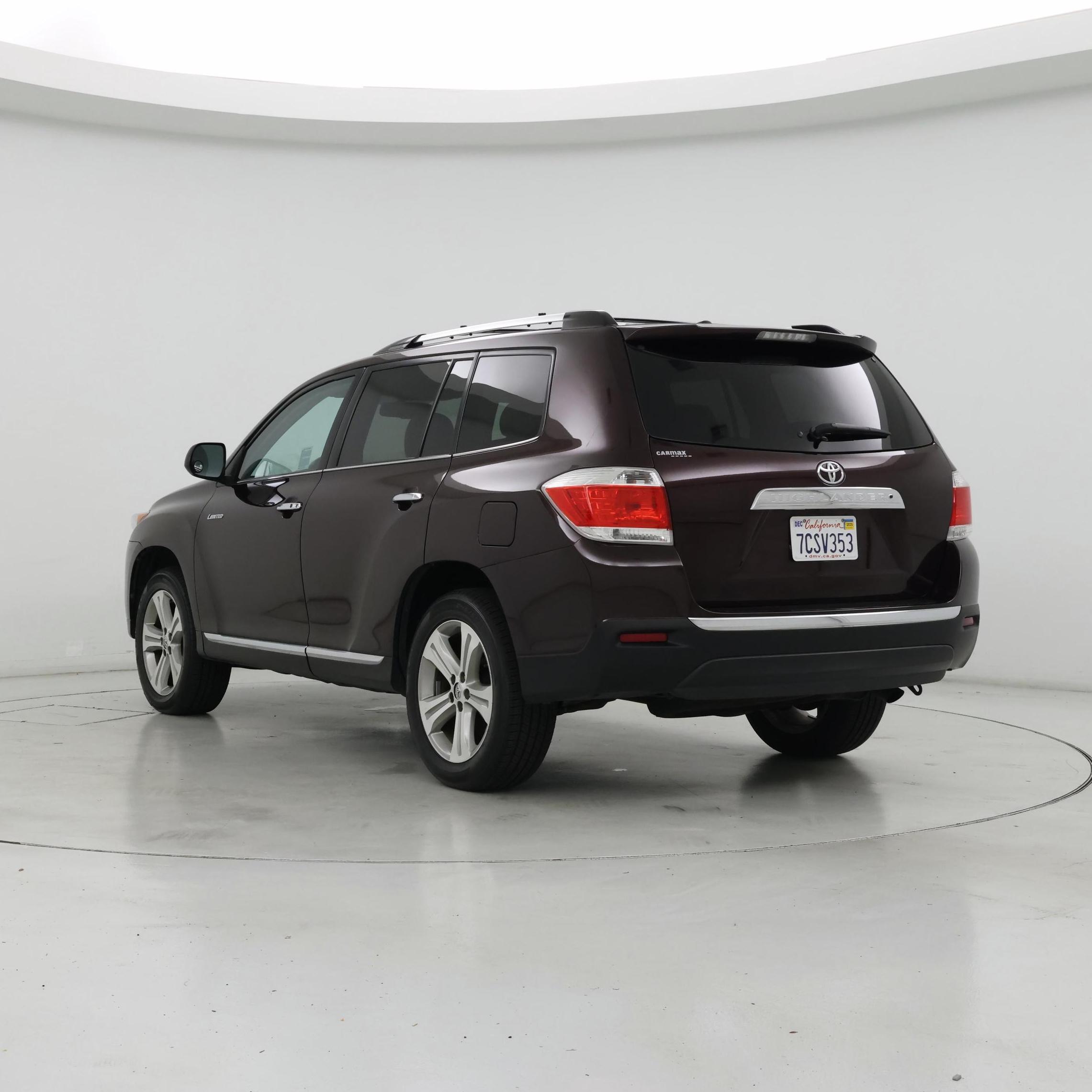 Thumbnail: 2013 Toyota Highlander - 2
