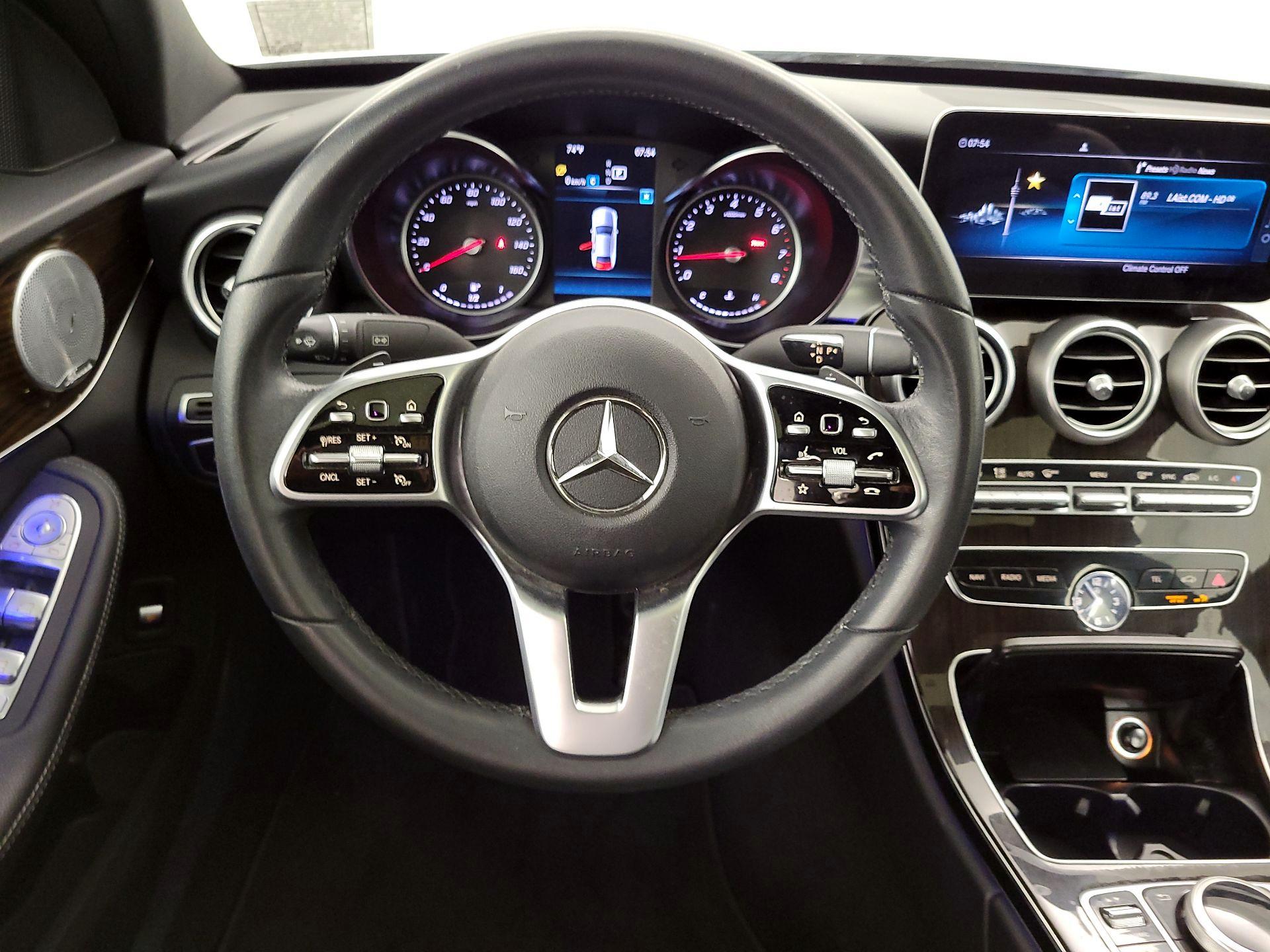Thumbnail: 2020 Mercedes-Benz C-Class - 10