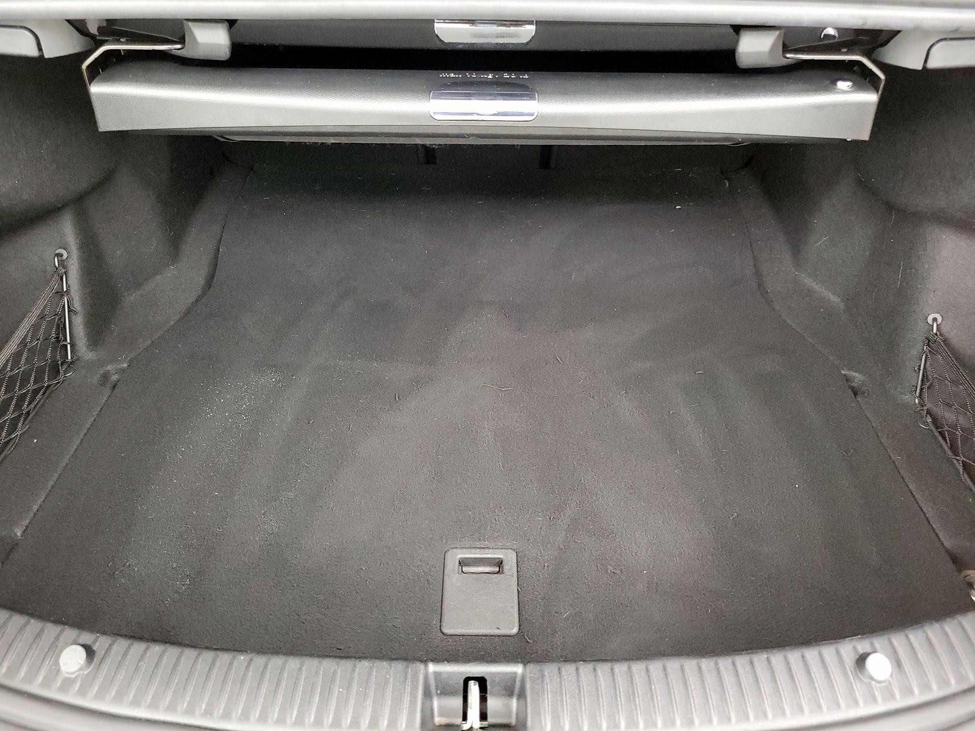 Thumbnail: 2020 Mercedes-Benz C-Class - 20