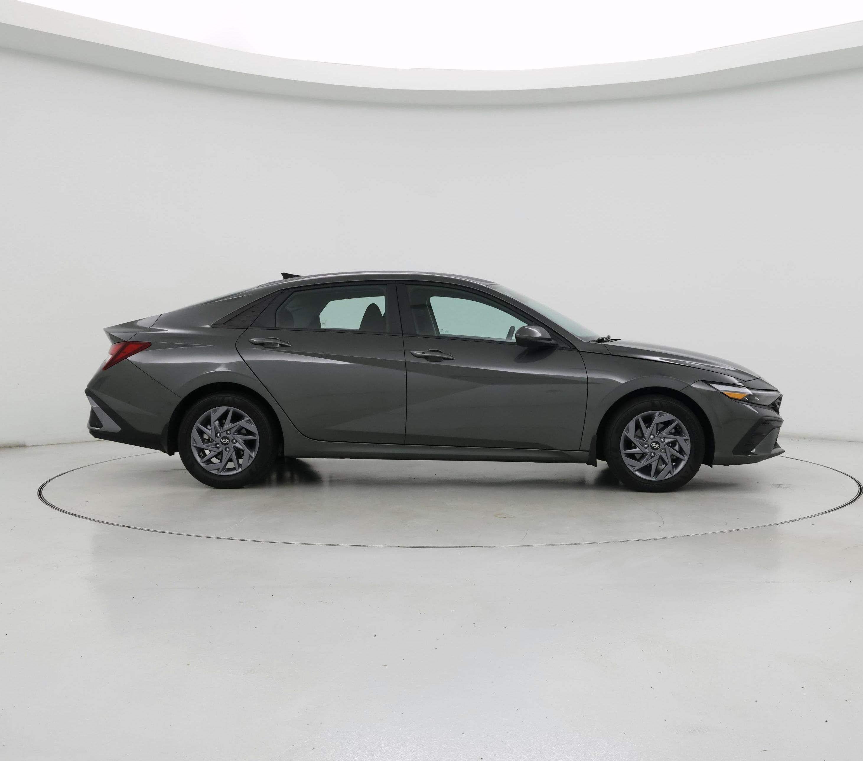 Thumbnail: 2024 Hyundai Elantra - 7