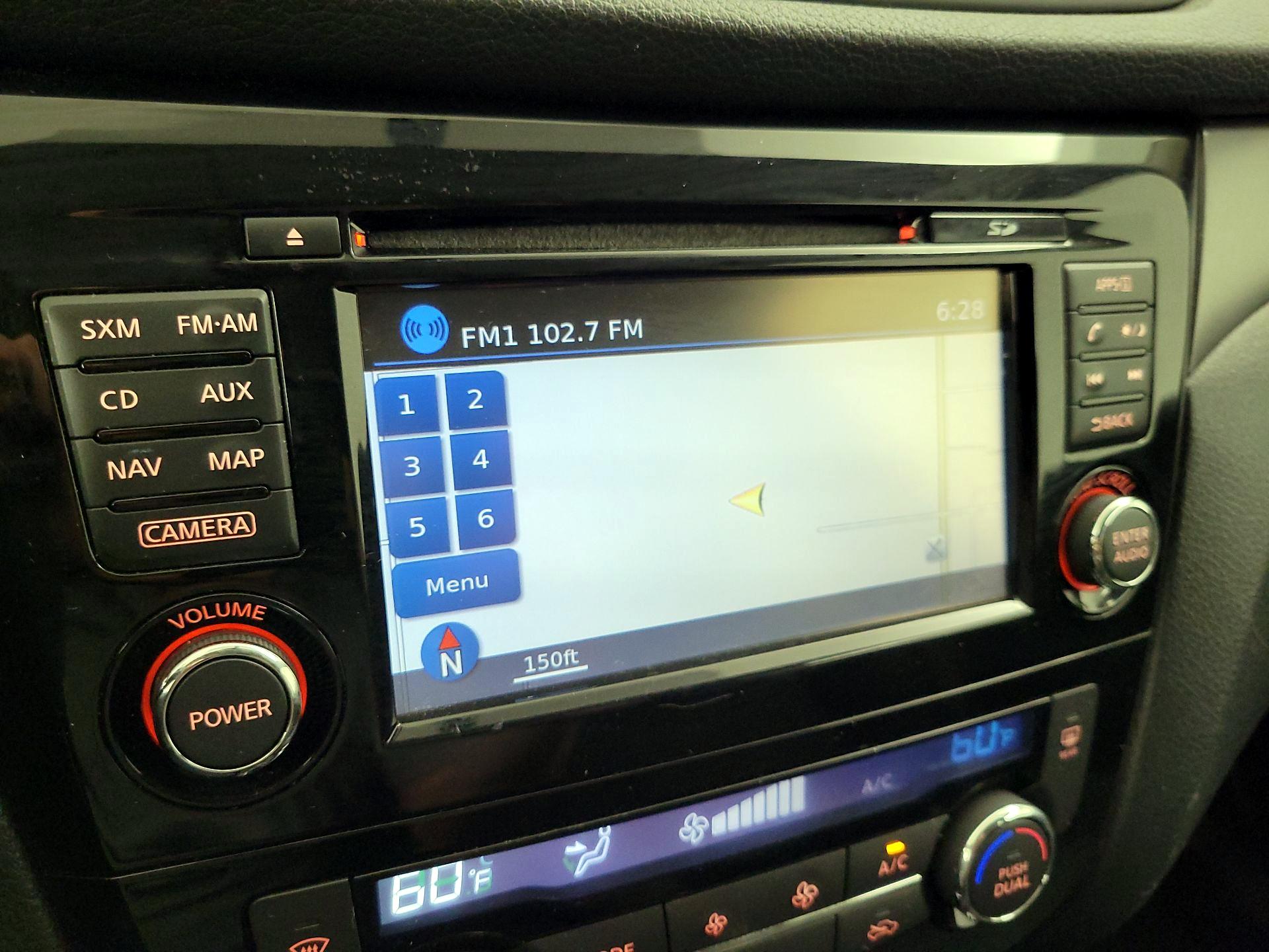 Thumbnail: 2016 Nissan Rogue - 14