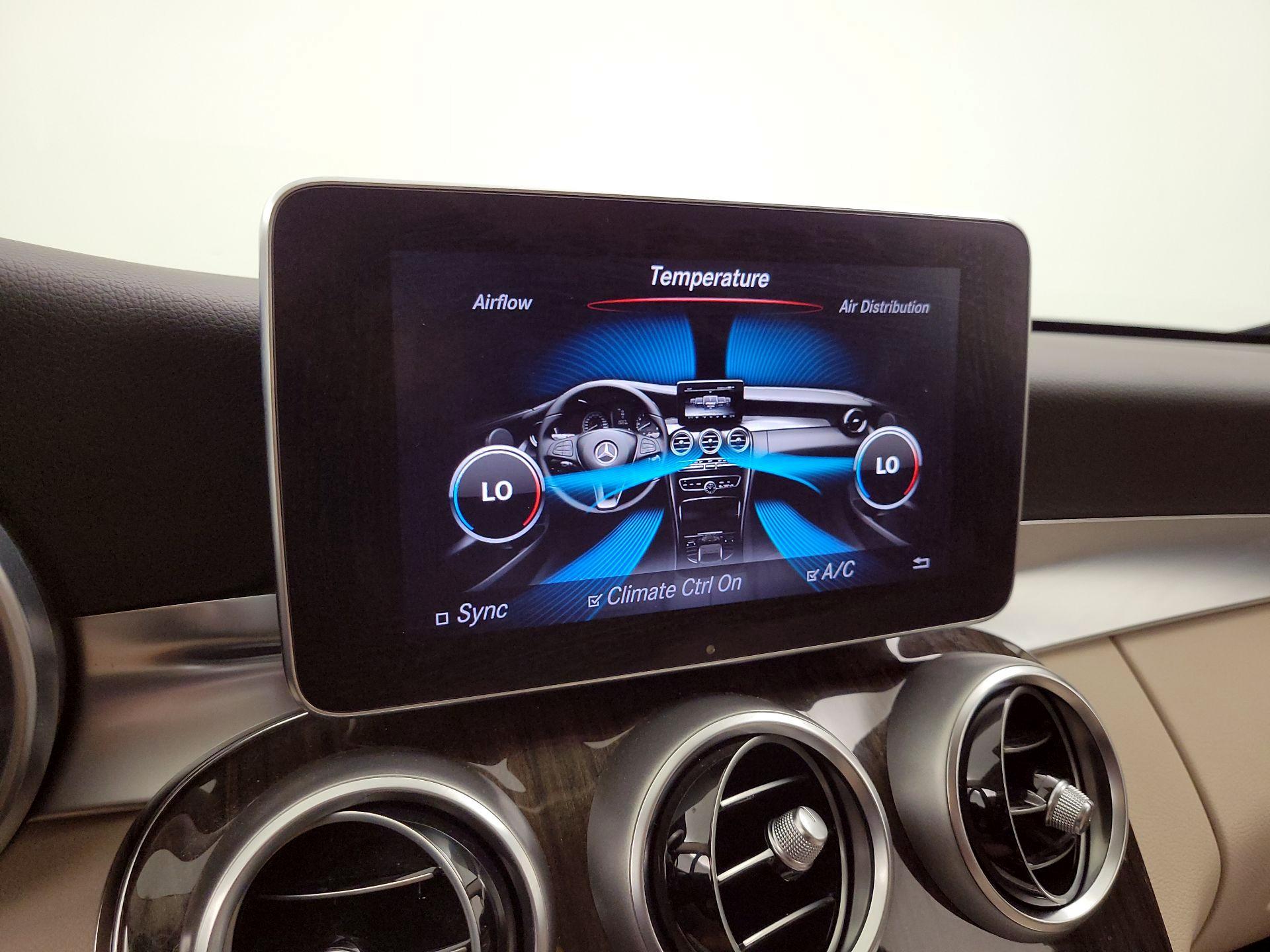 Thumbnail: 2016 Mercedes-Benz C-Class - 17