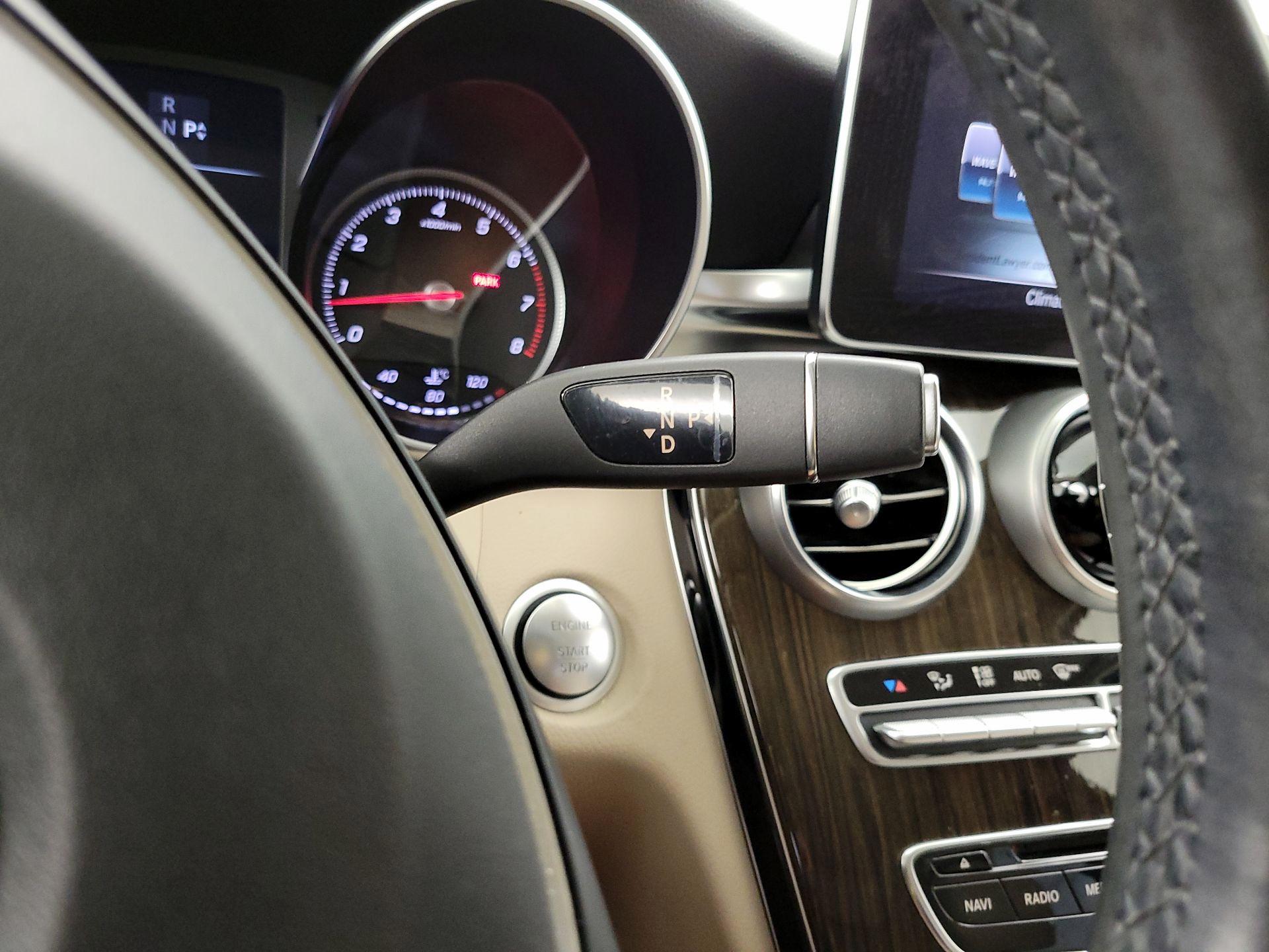 Thumbnail: 2016 Mercedes-Benz C-Class - 18