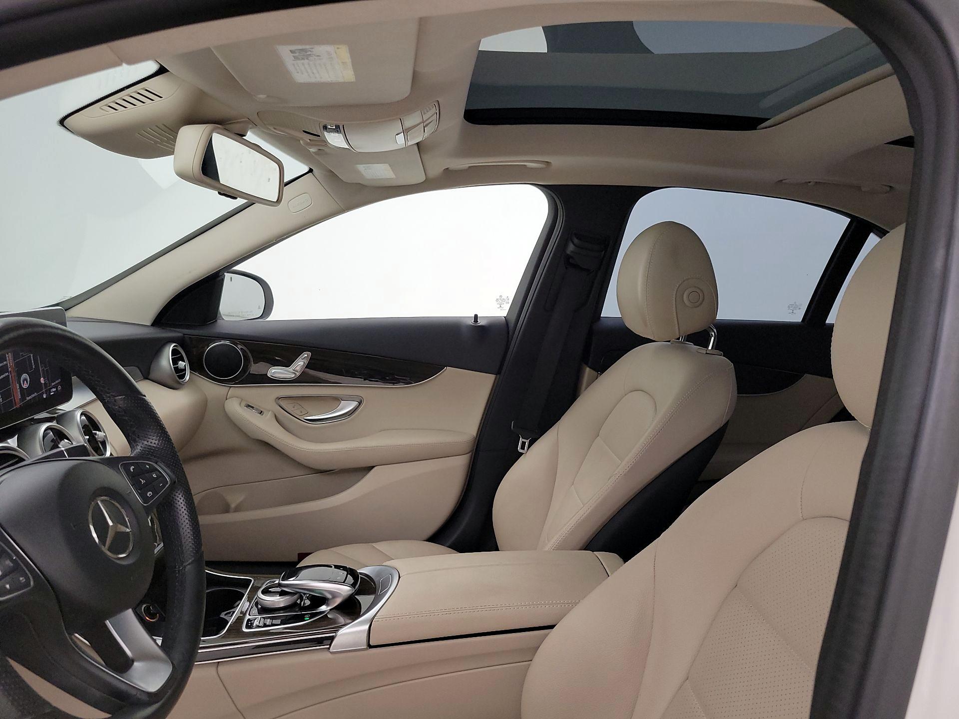 Thumbnail: 2016 Mercedes-Benz C-Class - 19