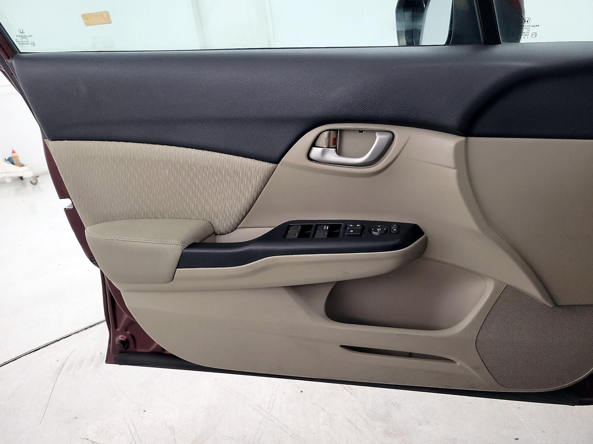 Thumbnail: 2014 Honda Civic - 12