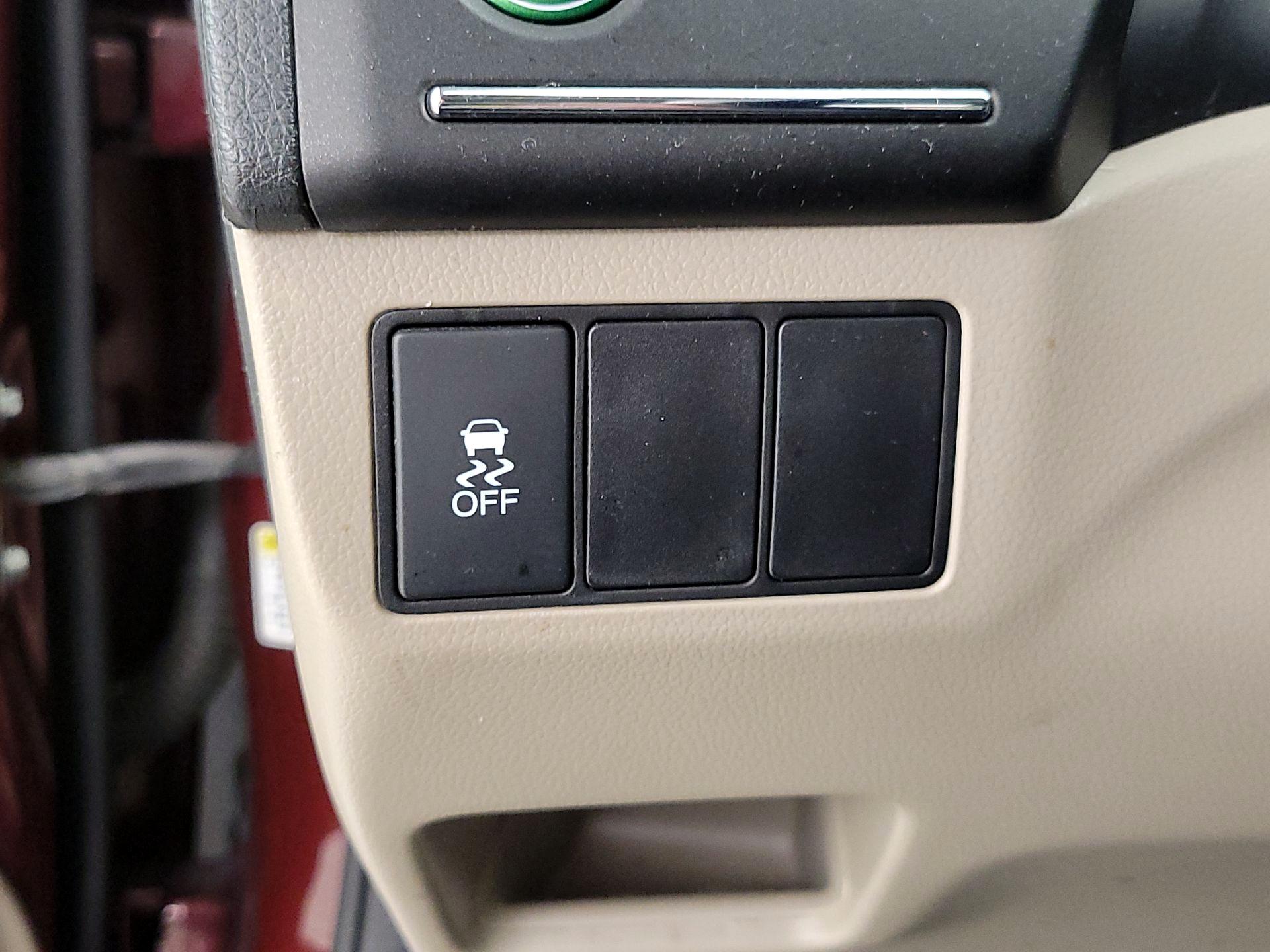 Thumbnail: 2014 Honda Civic - 13
