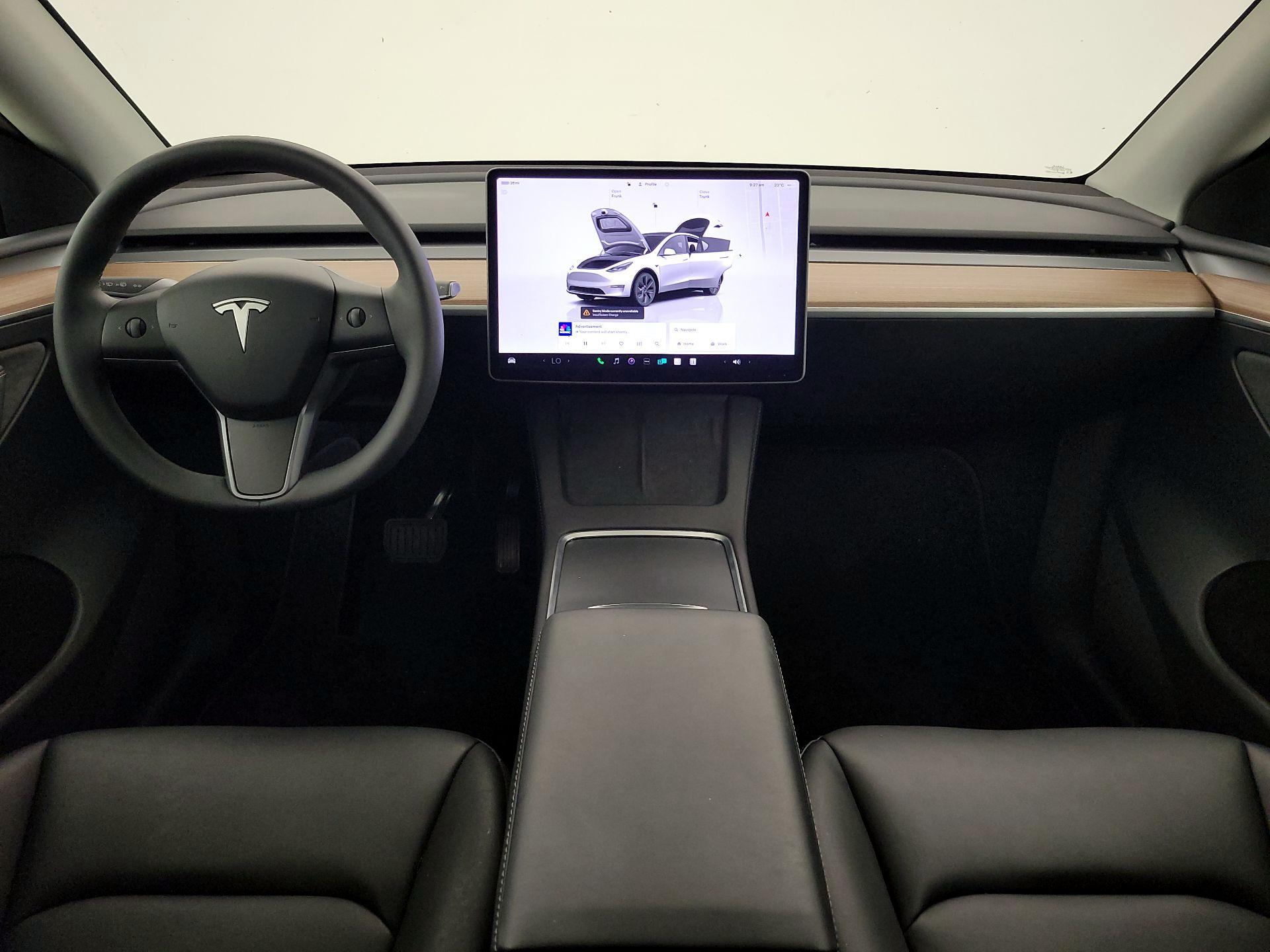 Thumbnail: 2025 Tesla Model Y - 9