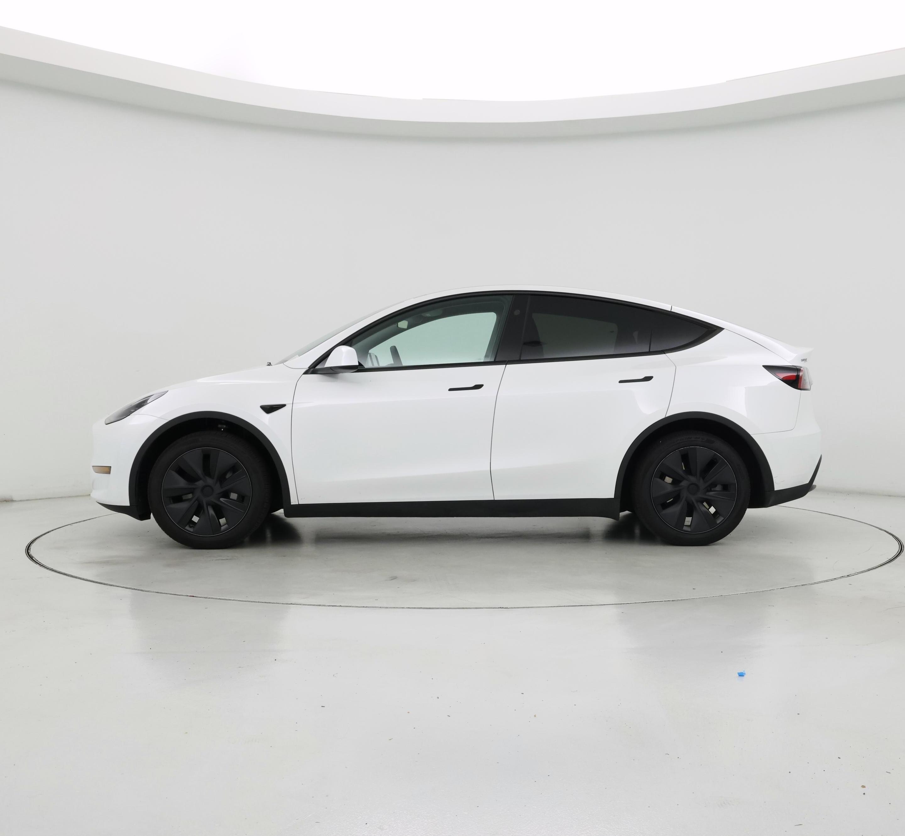 Thumbnail: 2025 Tesla Model Y - 3