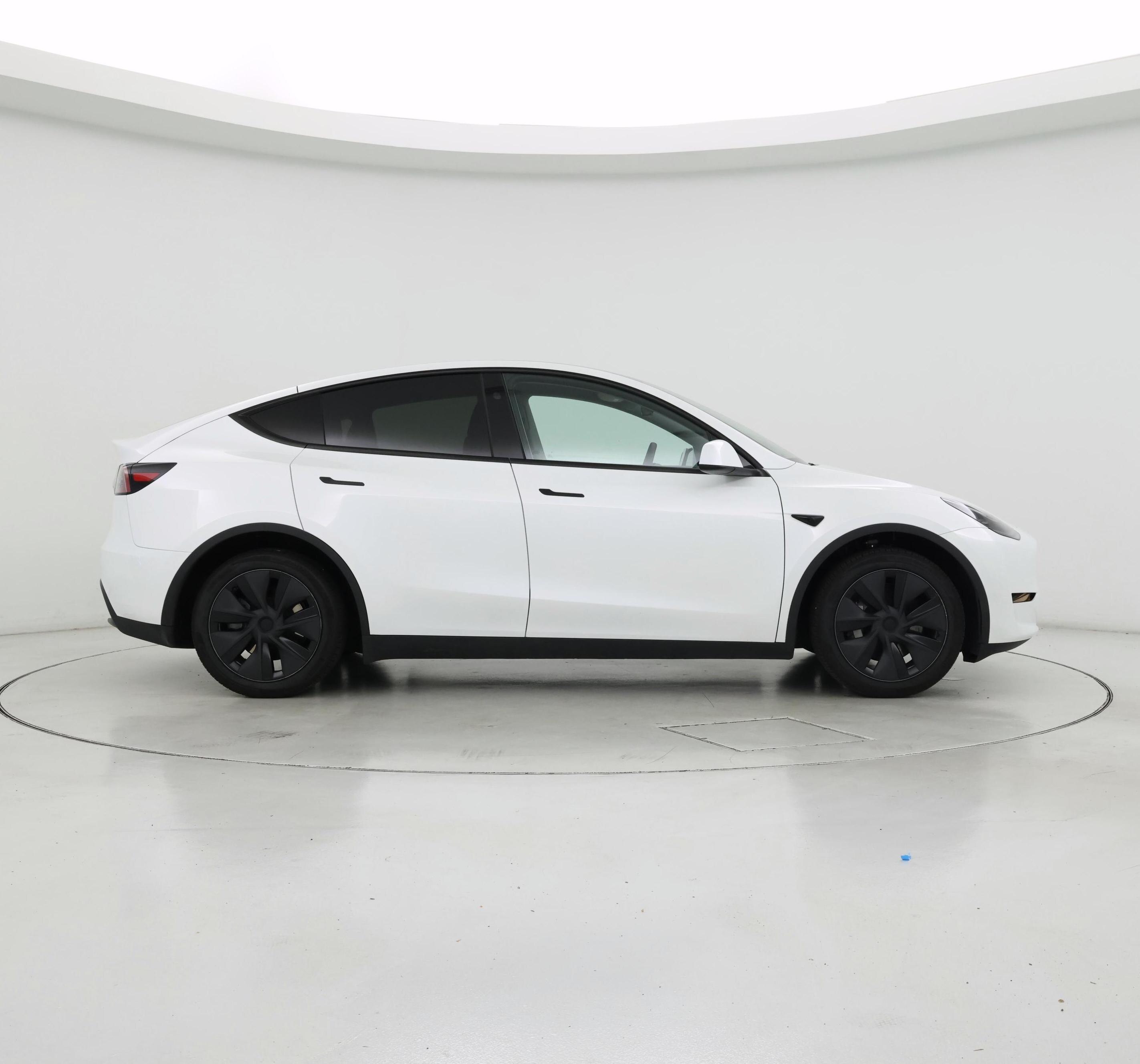Thumbnail: 2025 Tesla Model Y - 7