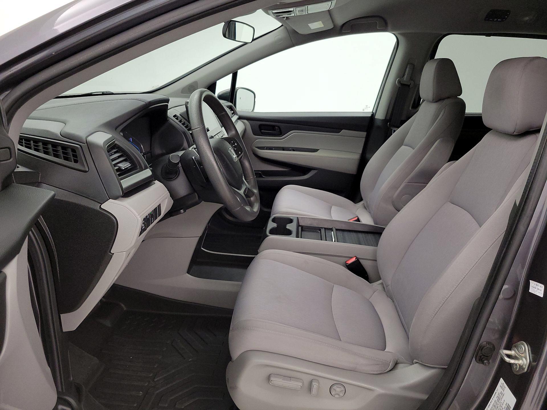 Thumbnail: 2019 Honda Odyssey - 11