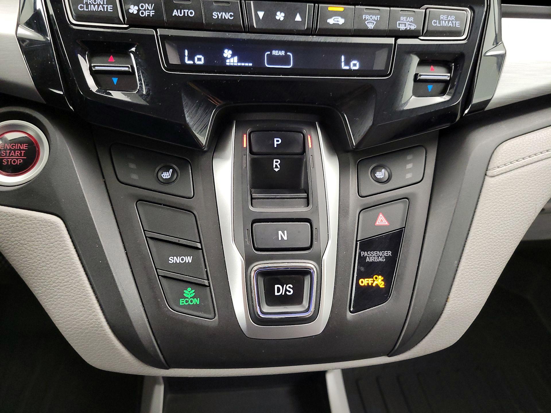 Thumbnail: 2019 Honda Odyssey - 17