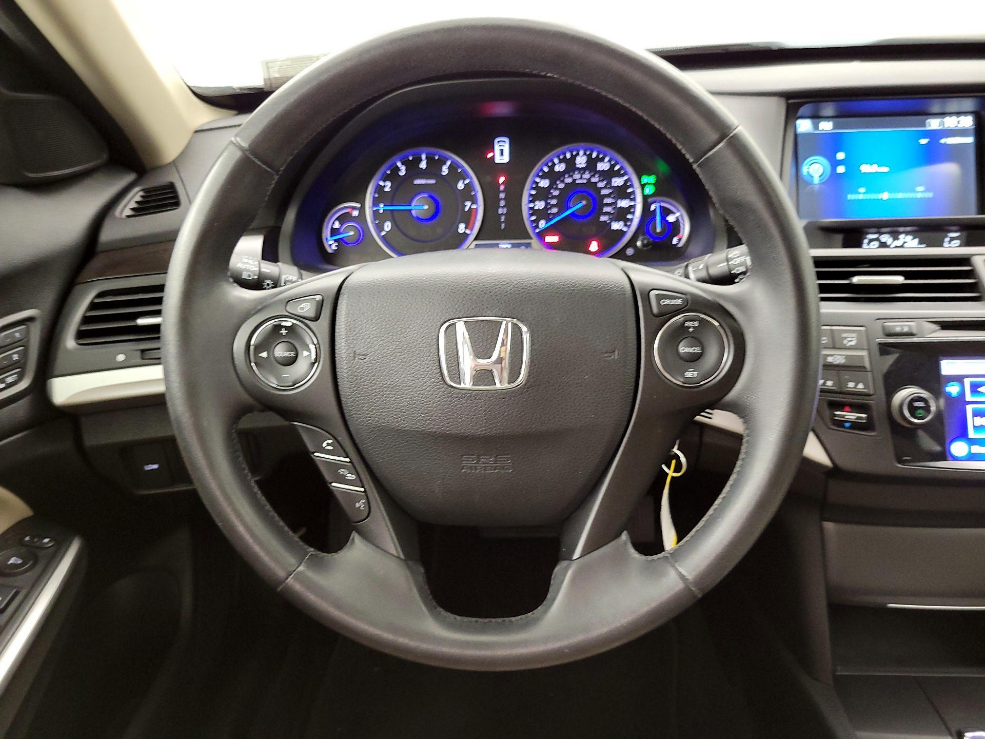 Thumbnail: 2013 Honda Accord Crosstour - 10
