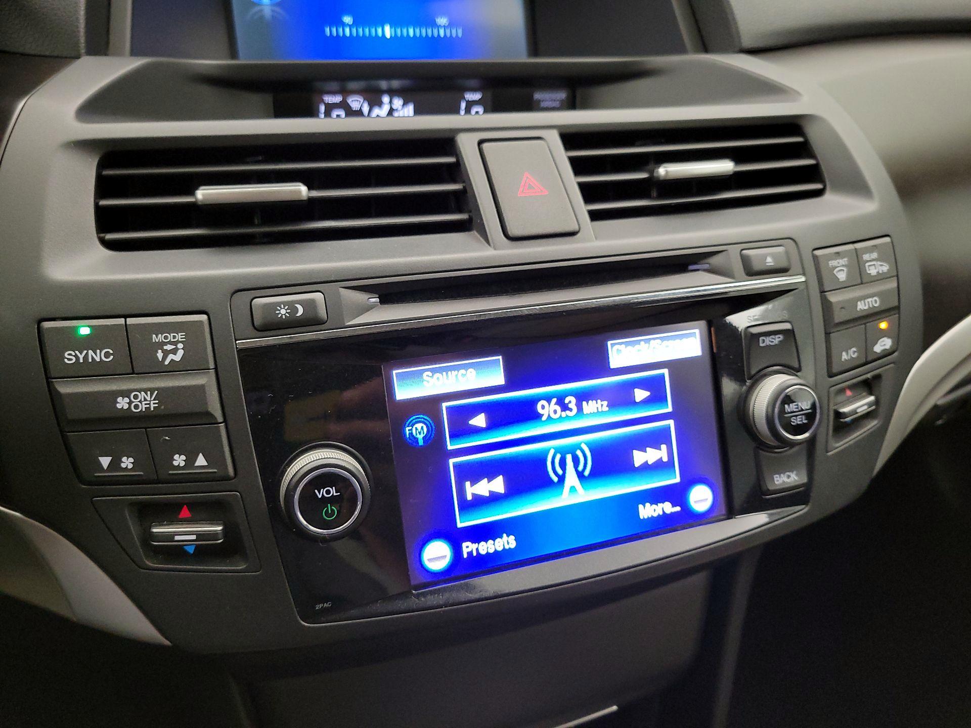 Thumbnail: 2013 Honda Accord Crosstour - 16