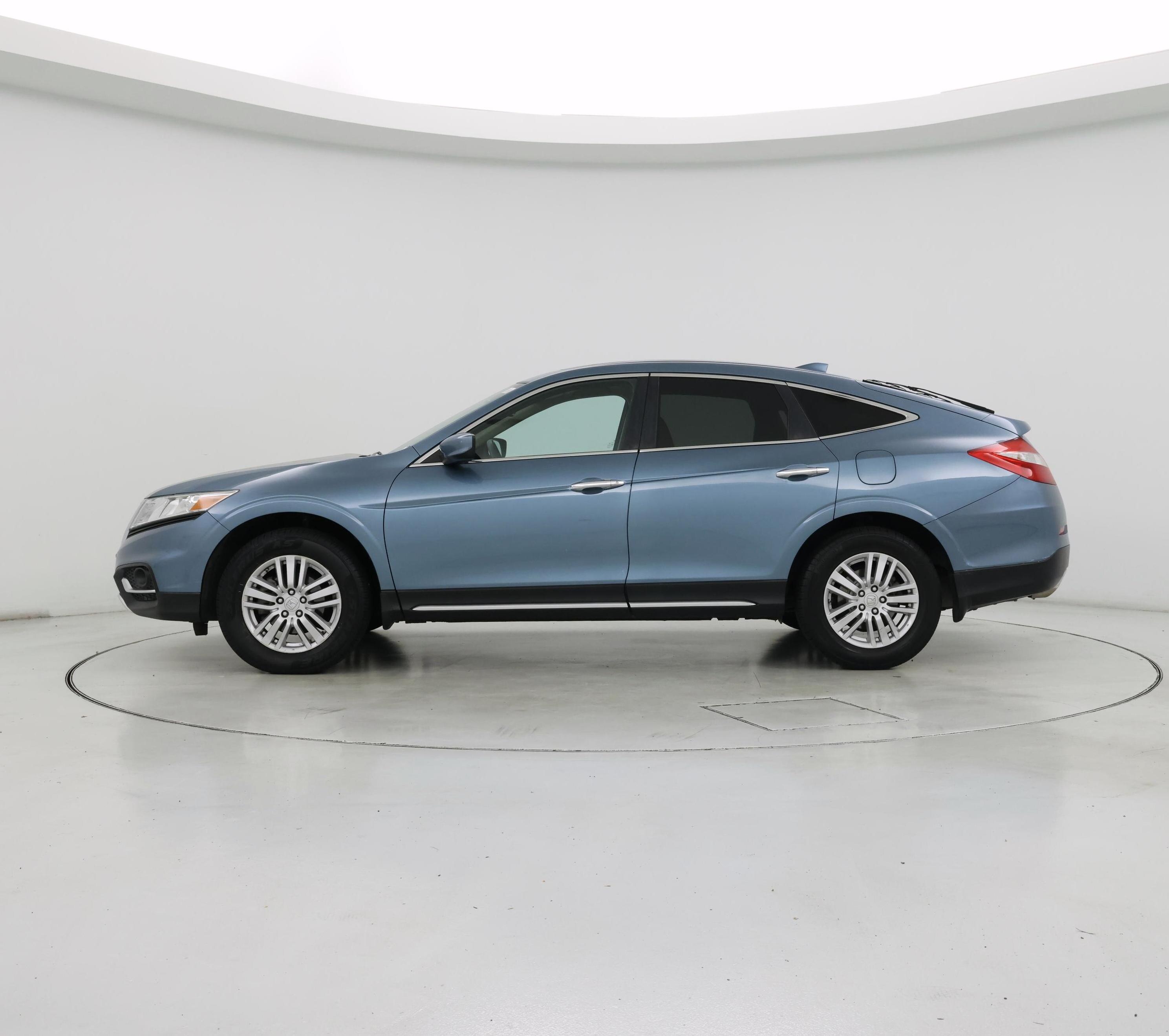 Thumbnail: 2013 Honda Accord Crosstour - 3