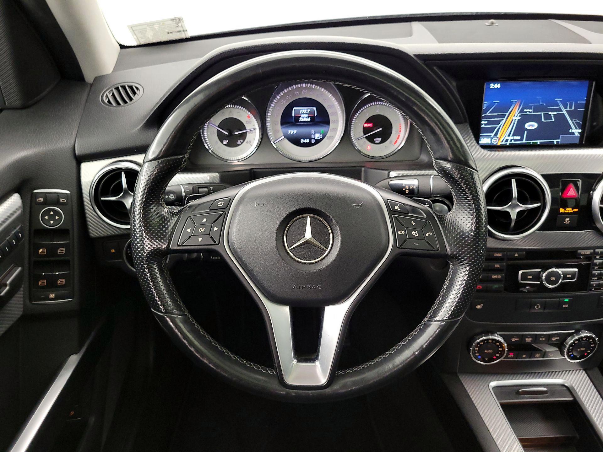 Thumbnail: 2015 Mercedes-Benz GLK - 10
