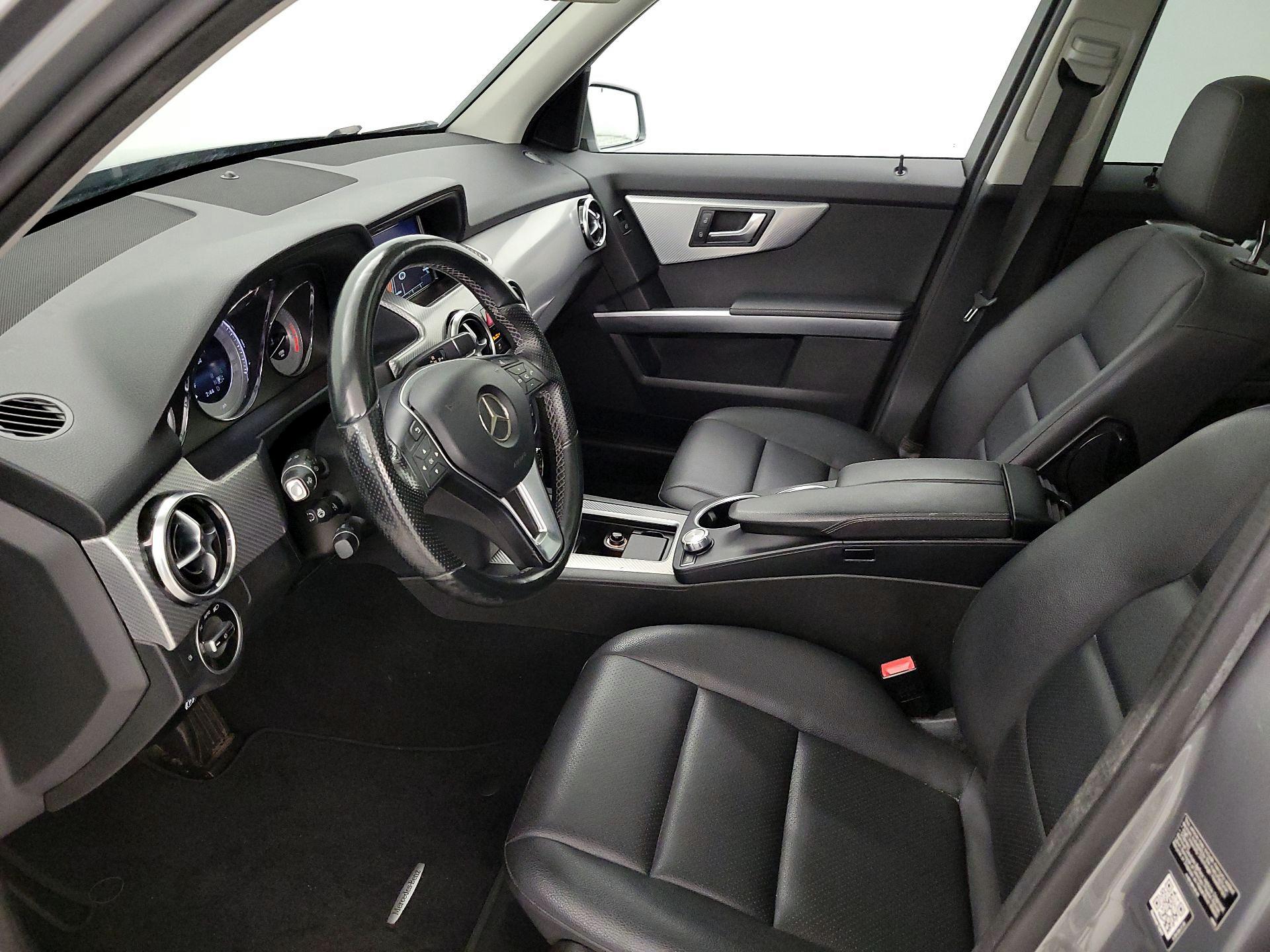 Thumbnail: 2015 Mercedes-Benz GLK - 11