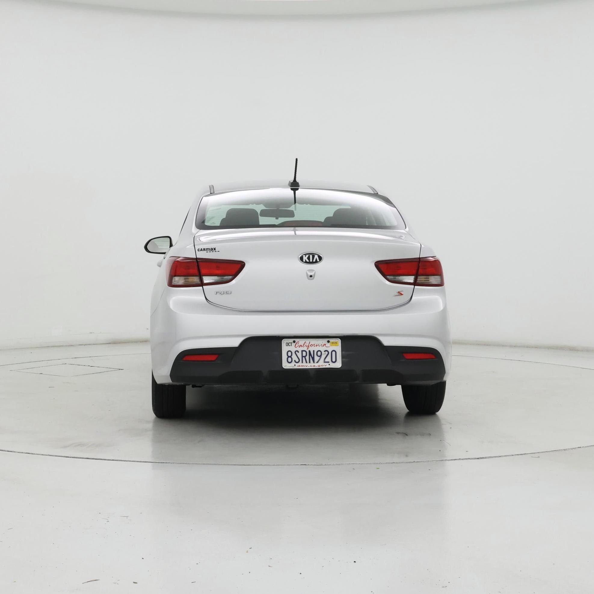 Thumbnail: 2020 Kia Rio - 6