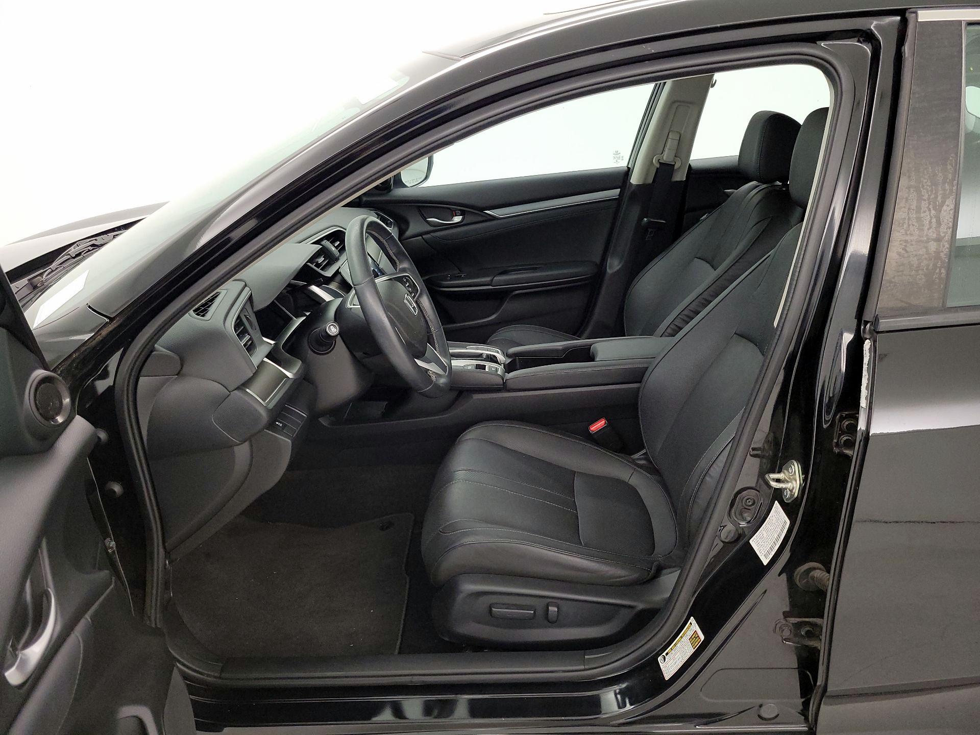 Thumbnail: 2016 Honda Civic - 11