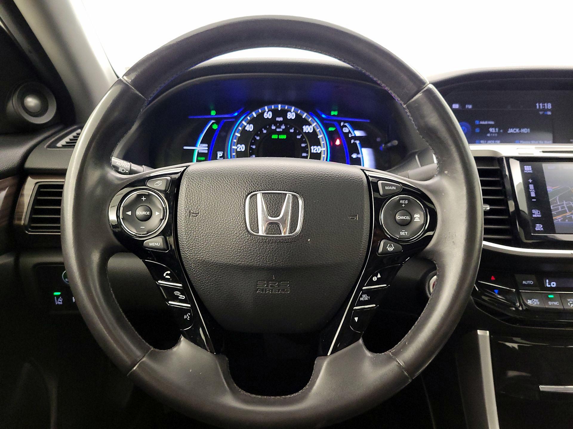 Thumbnail: 2017 Honda Accord - 10