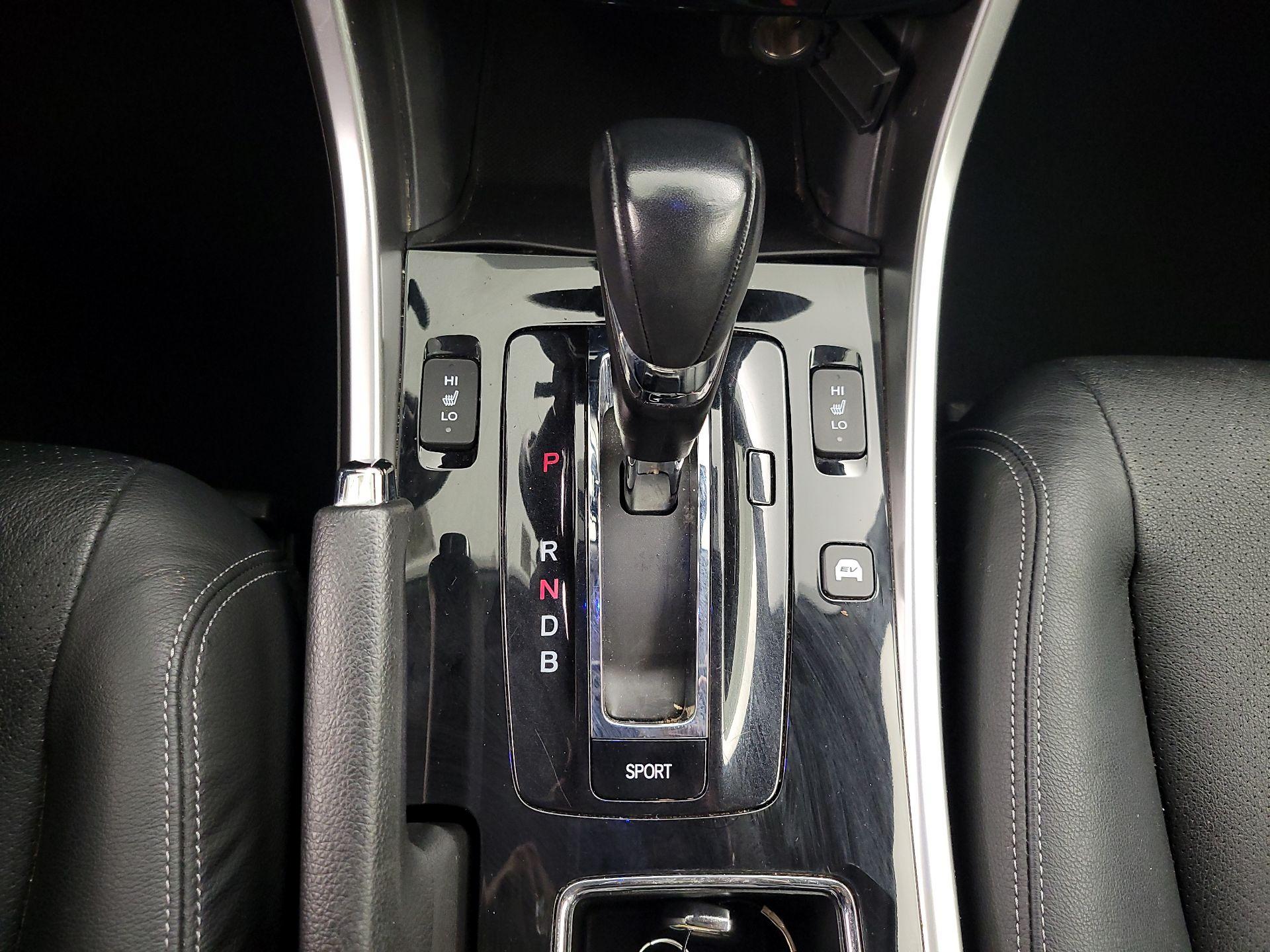 Thumbnail: 2017 Honda Accord - 18