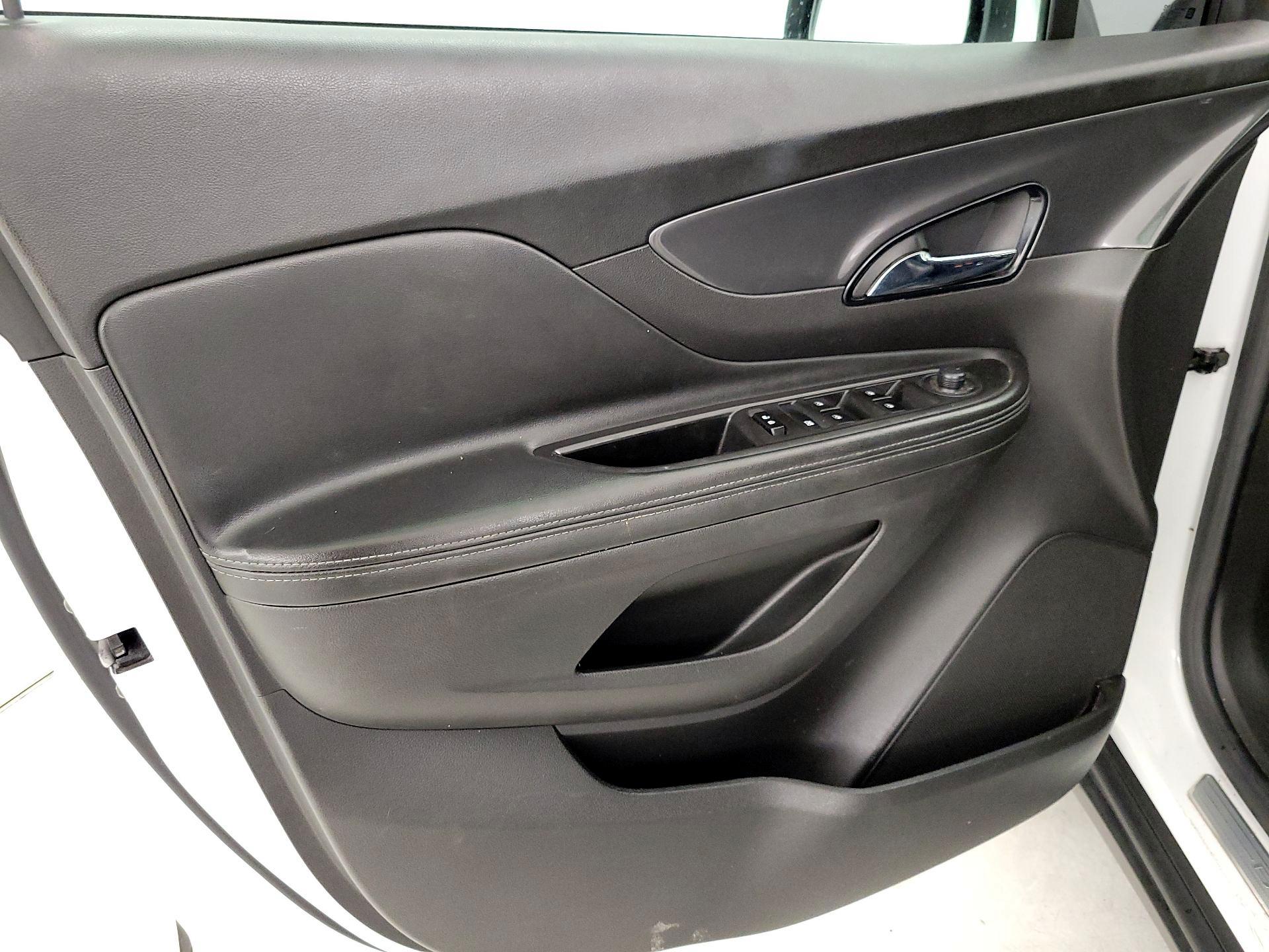 Thumbnail: 2020 Buick Encore - 12
