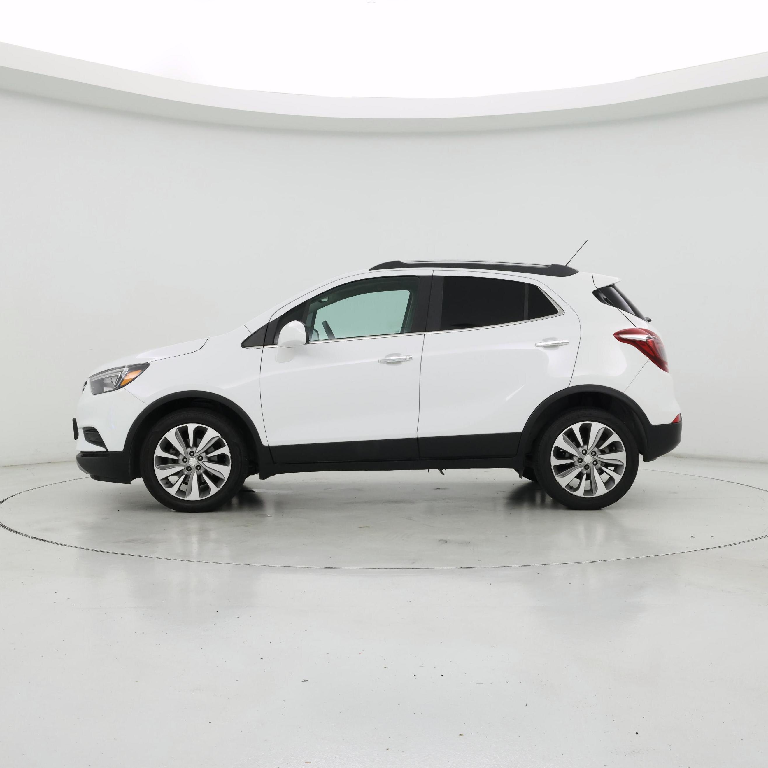 Thumbnail: 2020 Buick Encore - 3