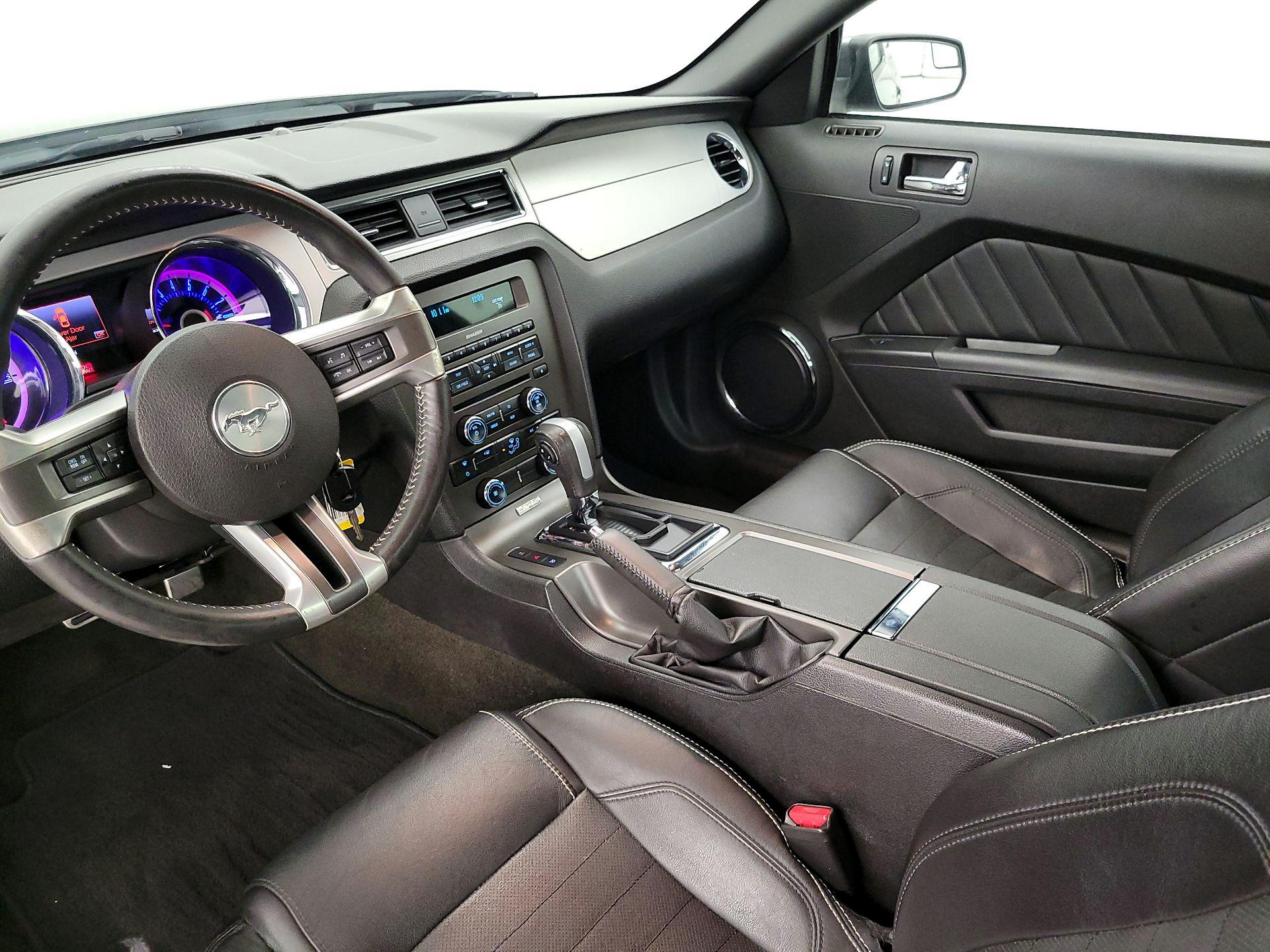 Thumbnail: 2013 Ford Mustang - 9