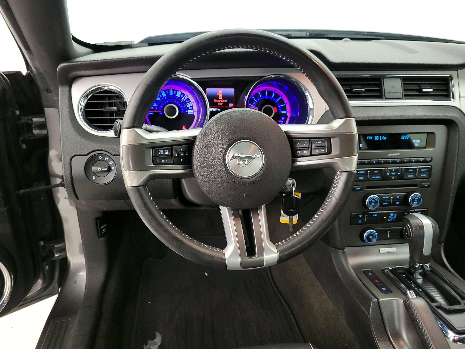 Thumbnail: 2013 Ford Mustang - 10