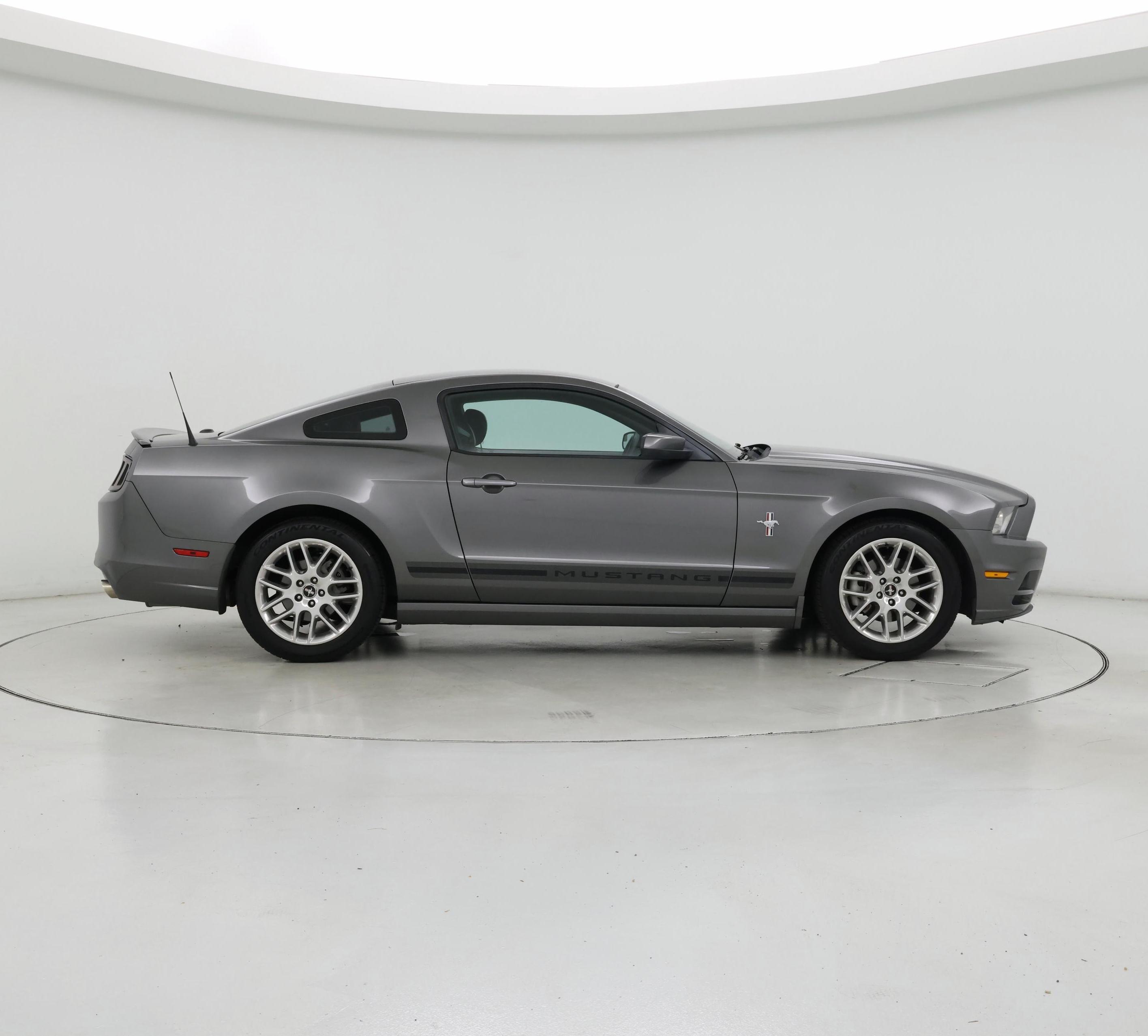 Thumbnail: 2013 Ford Mustang - 7