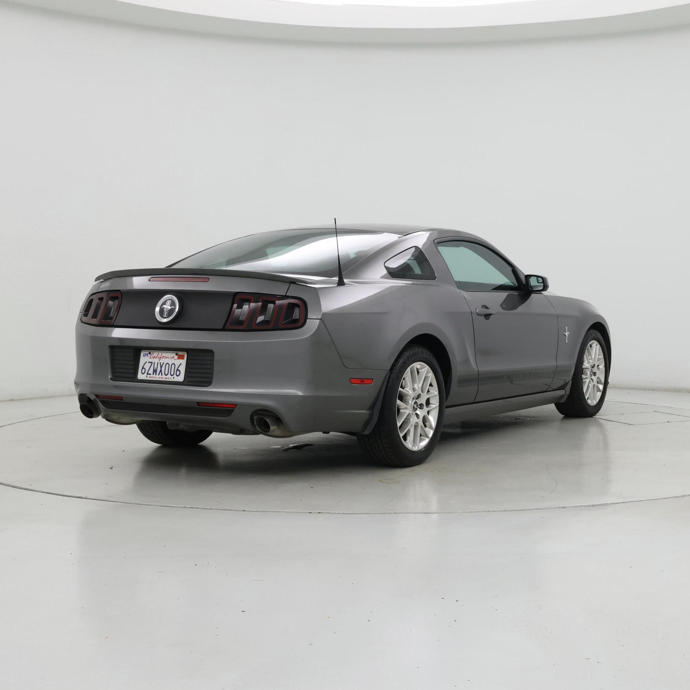 Thumbnail: 2013 Ford Mustang - 8