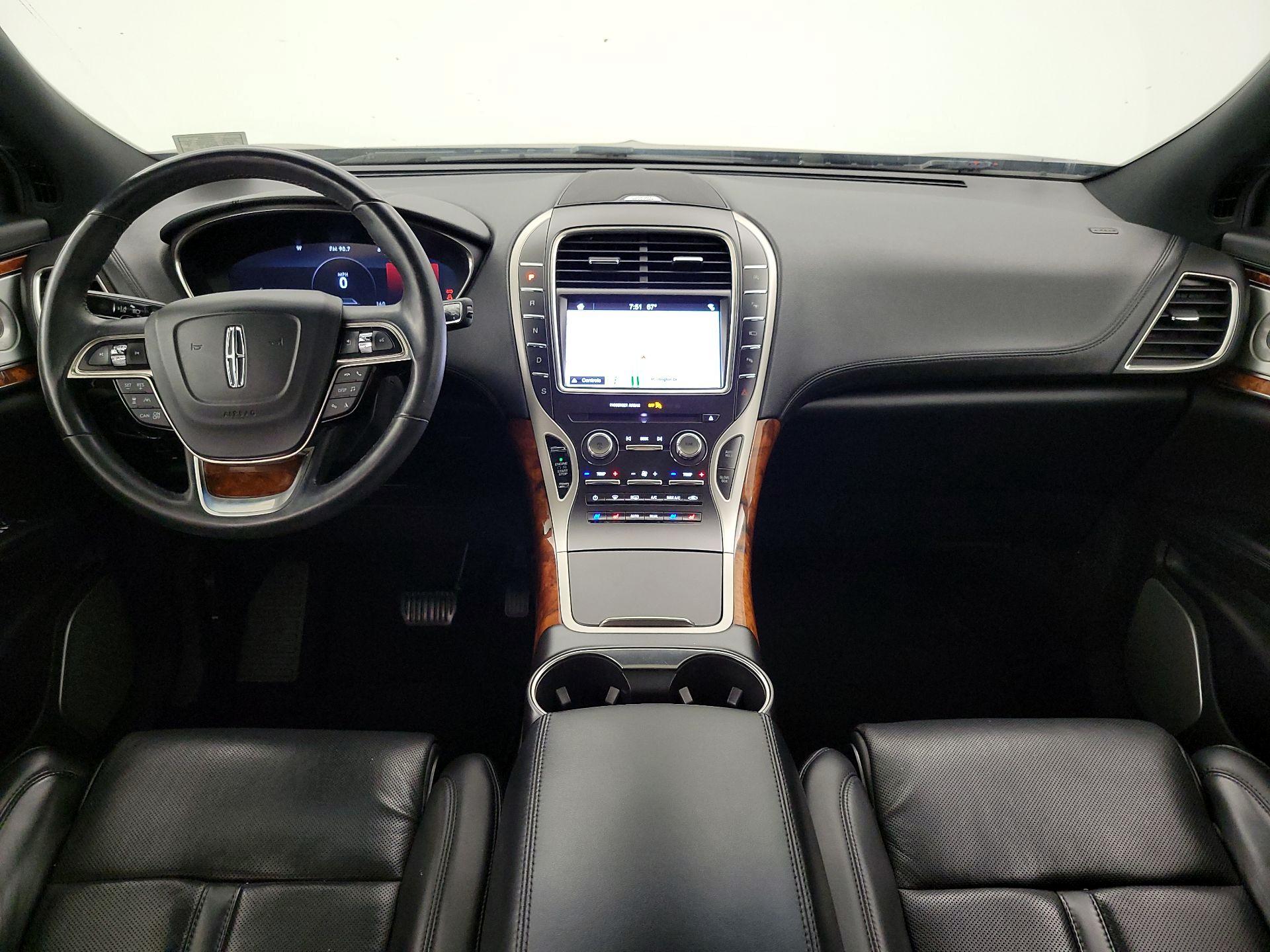 Thumbnail: 2019 Lincoln Nautilus - 9