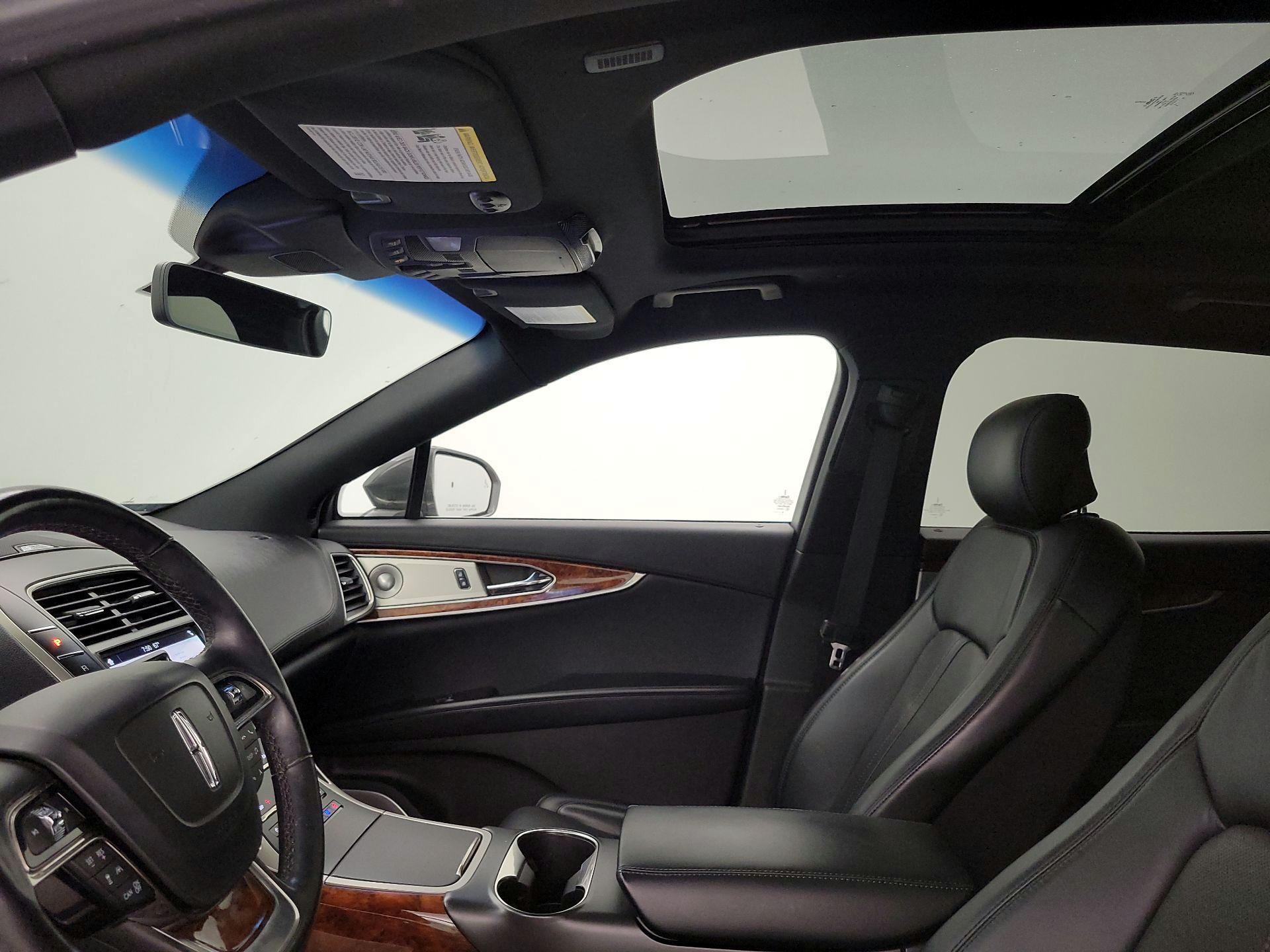 Thumbnail: 2019 Lincoln Nautilus - 20