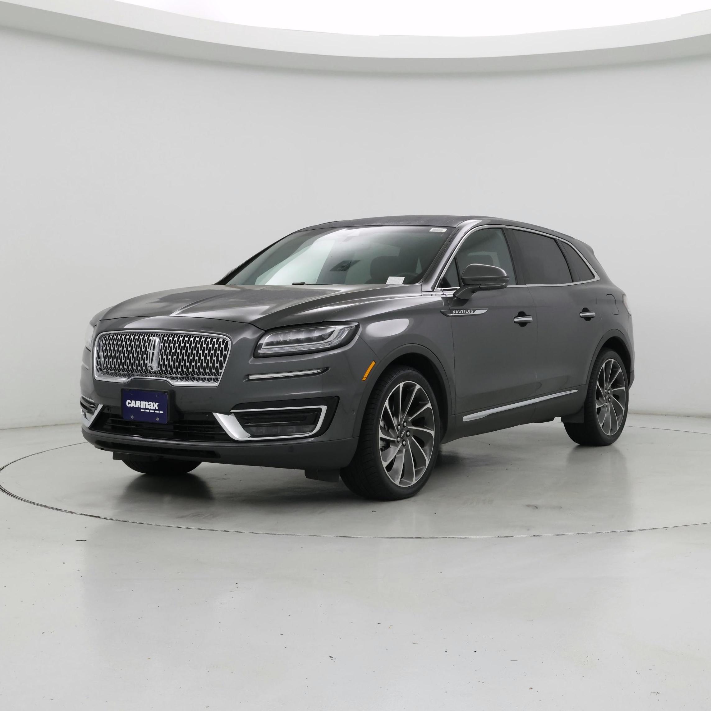 Thumbnail: 2019 Lincoln Nautilus - 4