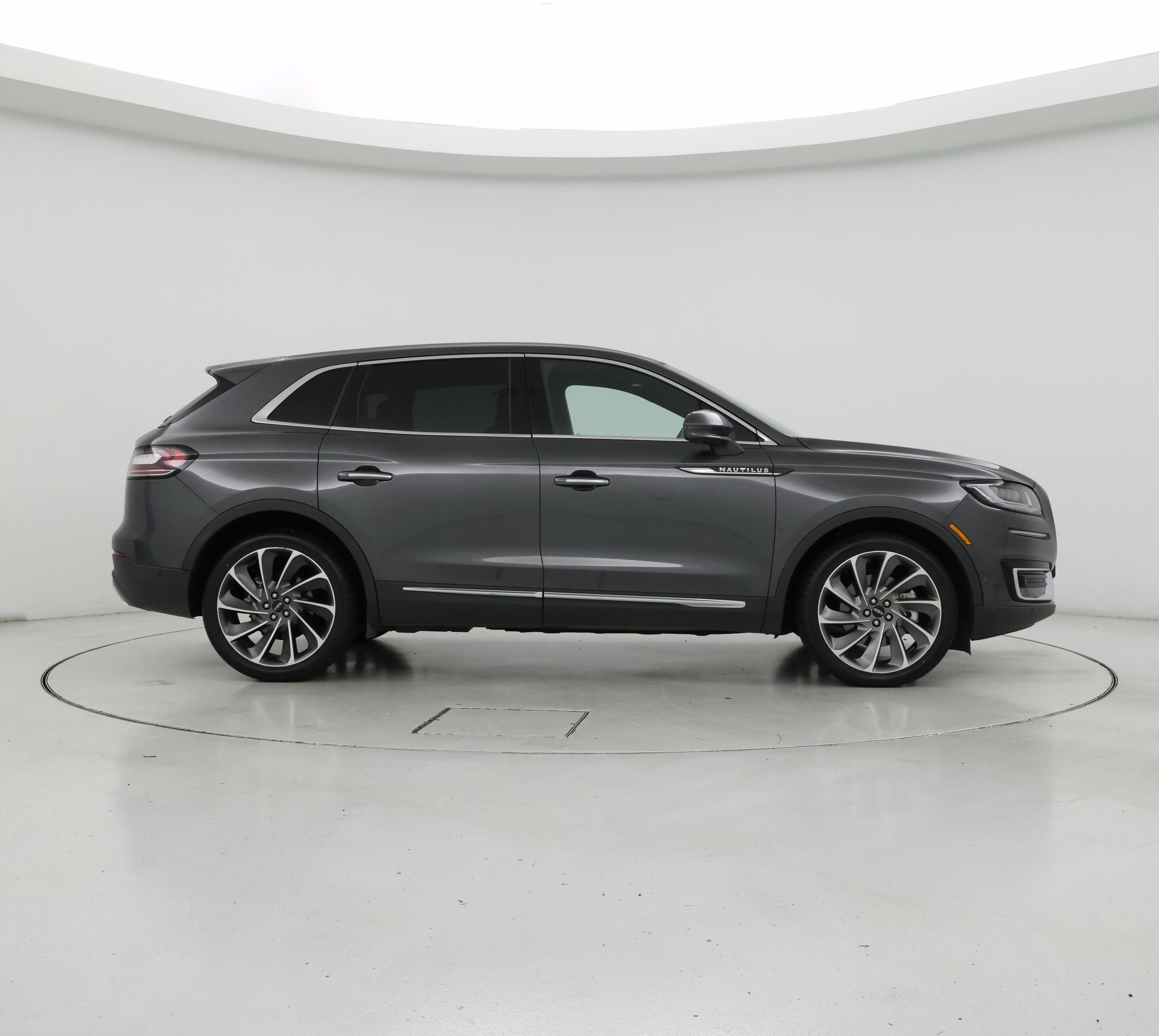 Thumbnail: 2019 Lincoln Nautilus - 7