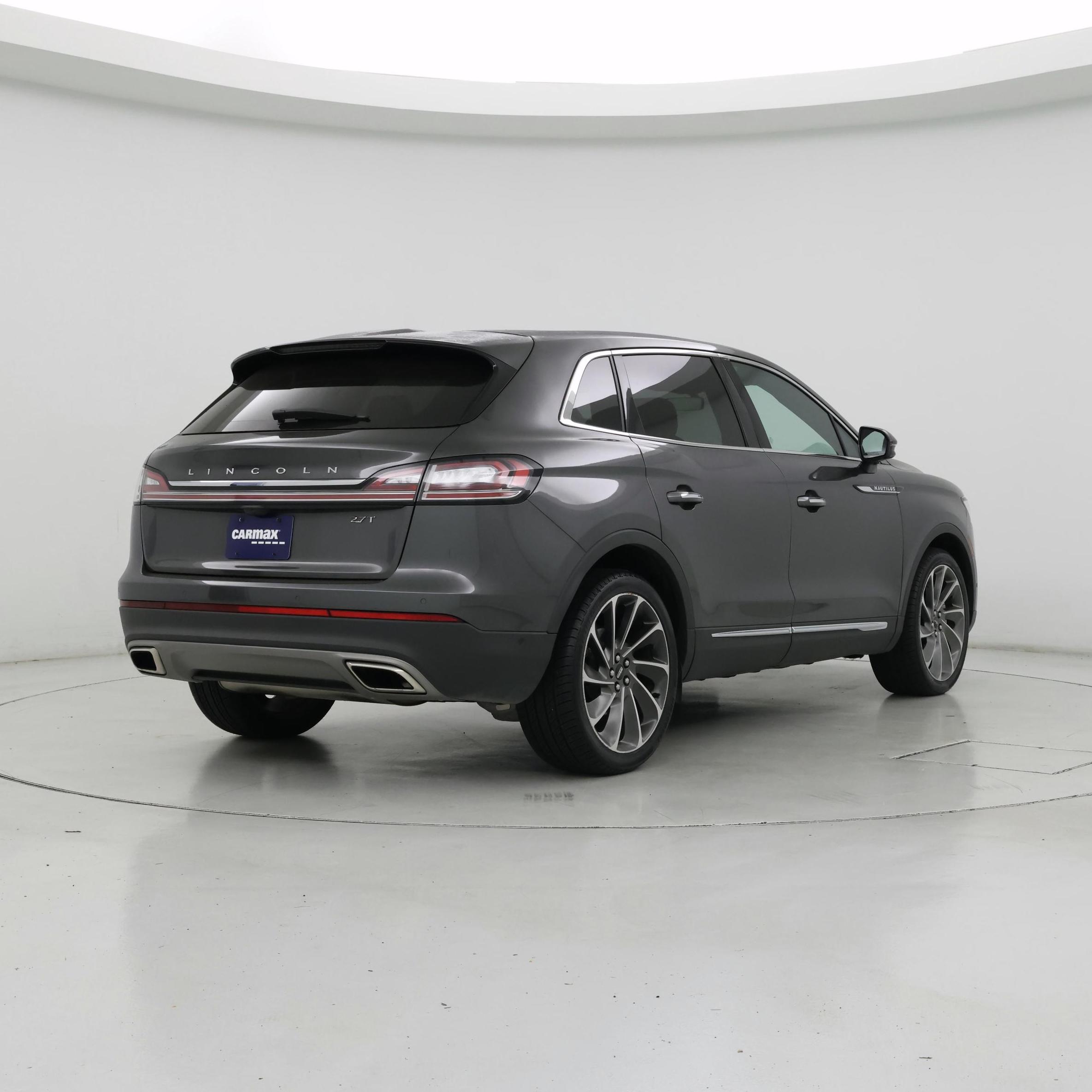 Thumbnail: 2019 Lincoln Nautilus - 8