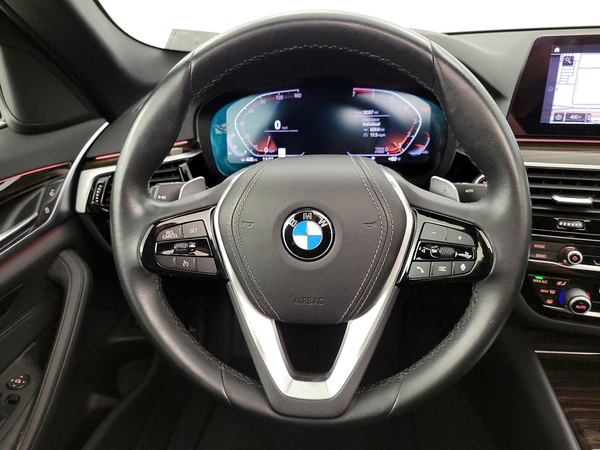 Thumbnail: 2020 BMW 5 Series - 10