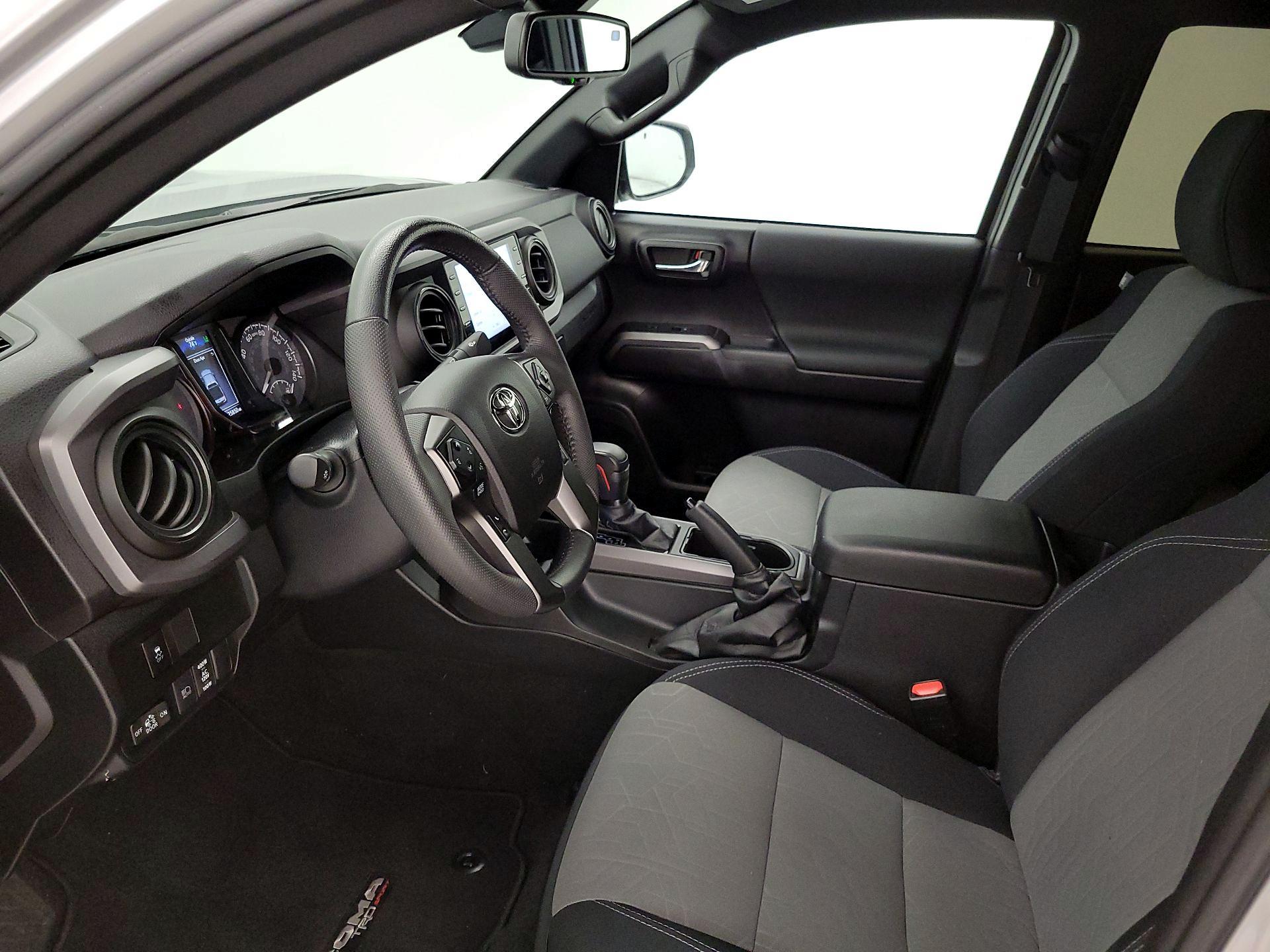 Thumbnail: 2021 Toyota Tacoma - 11