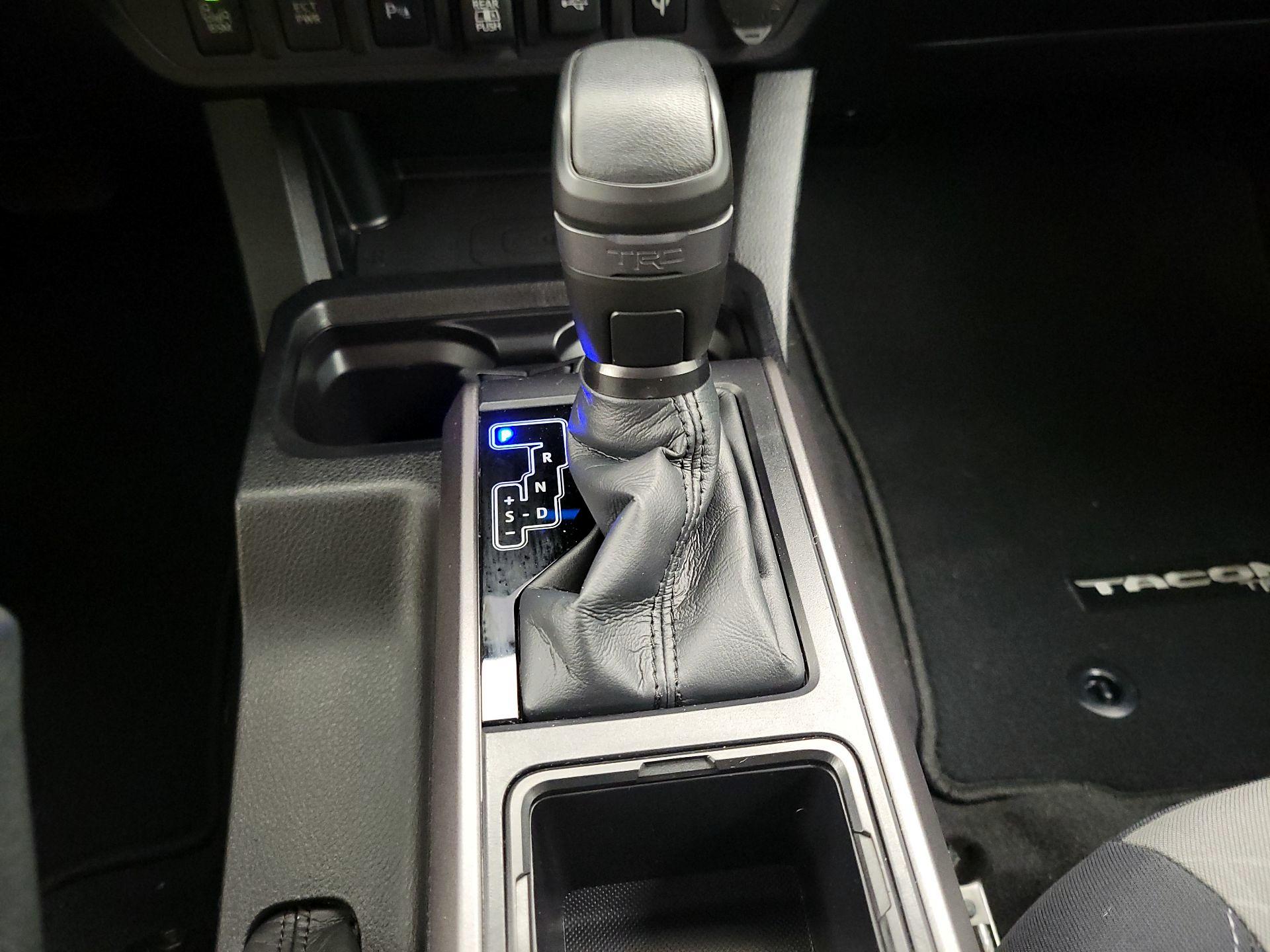 Thumbnail: 2021 Toyota Tacoma - 17
