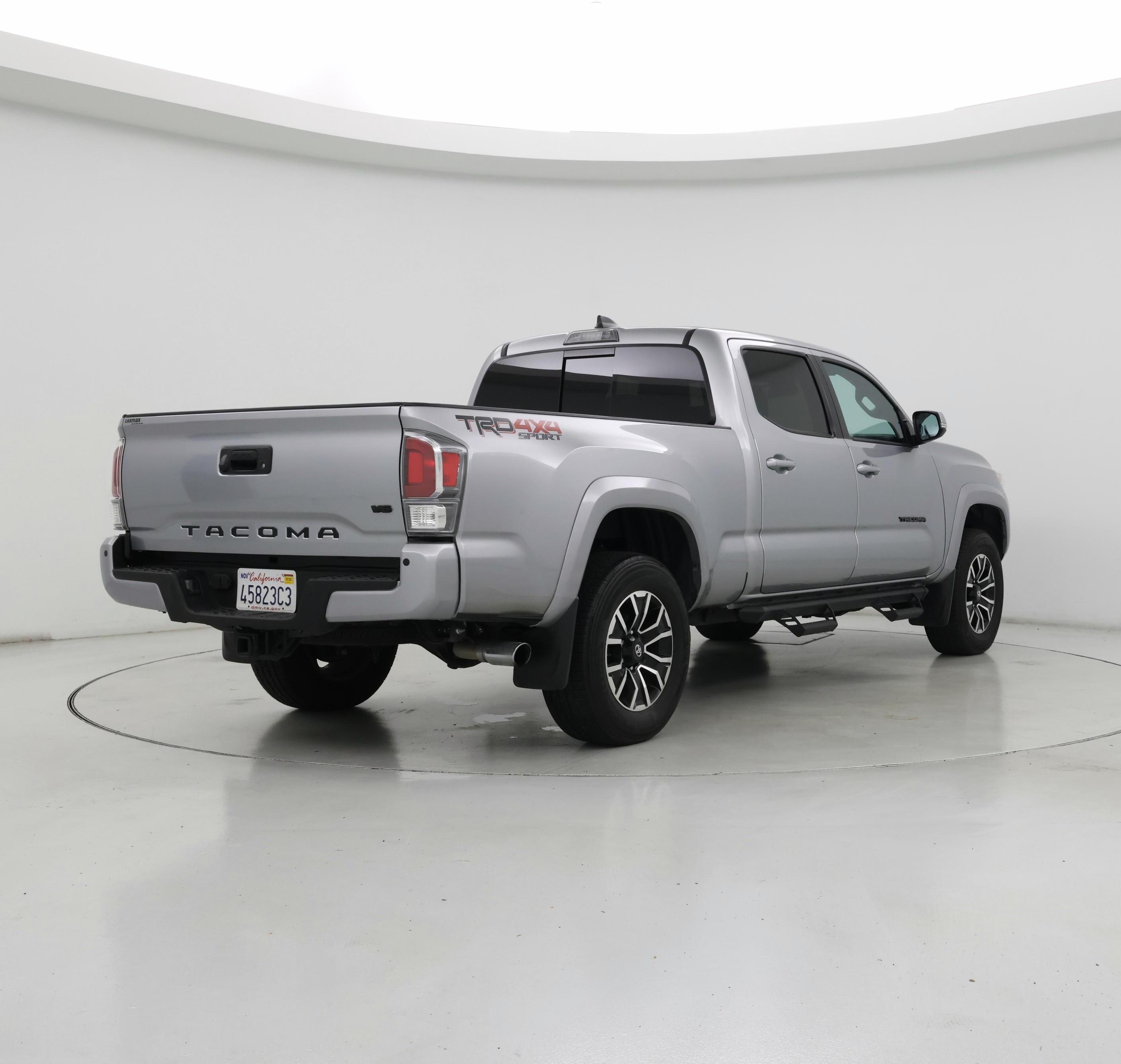 Thumbnail: 2021 Toyota Tacoma - 8