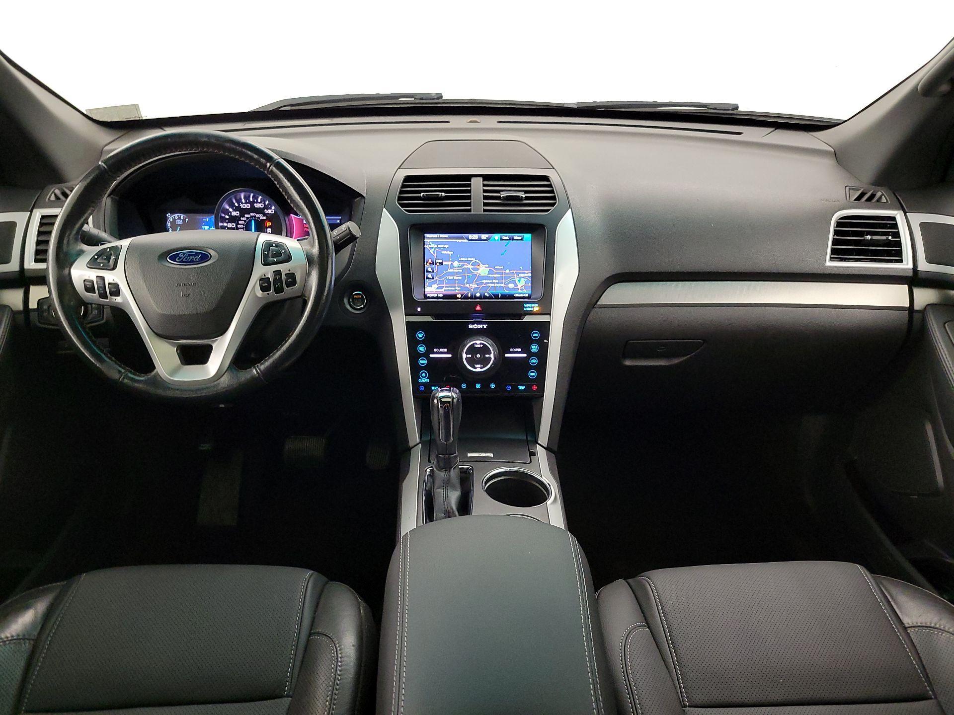 Thumbnail: 2014 Ford Explorer - 9