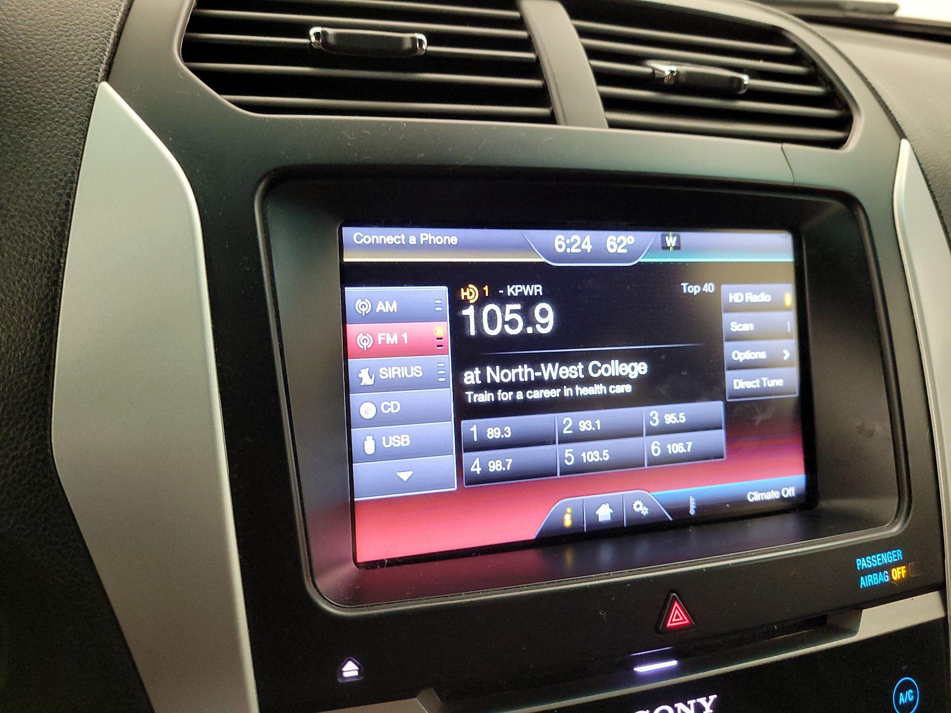 Thumbnail: 2014 Ford Explorer - 16