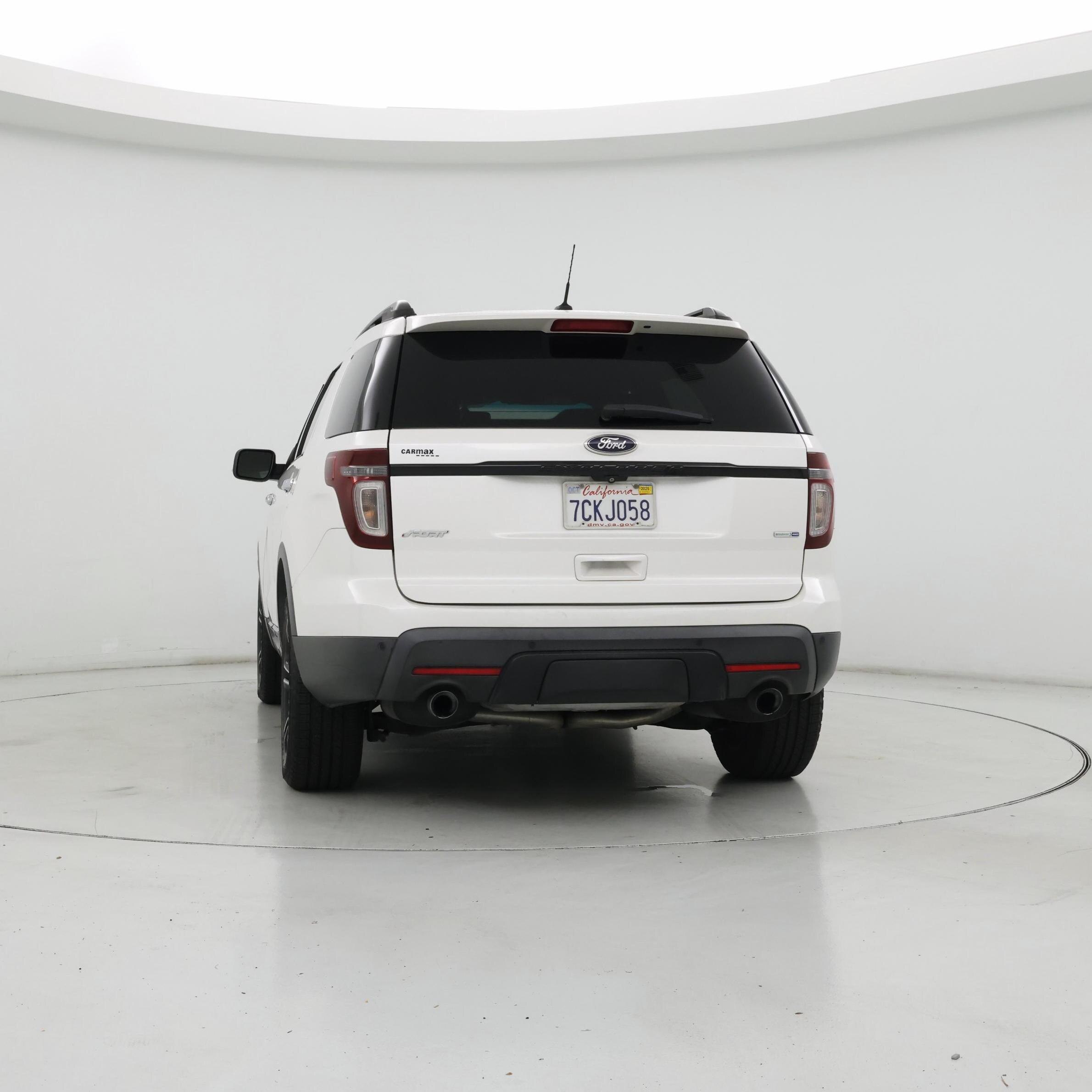 Thumbnail: 2014 Ford Explorer - 6