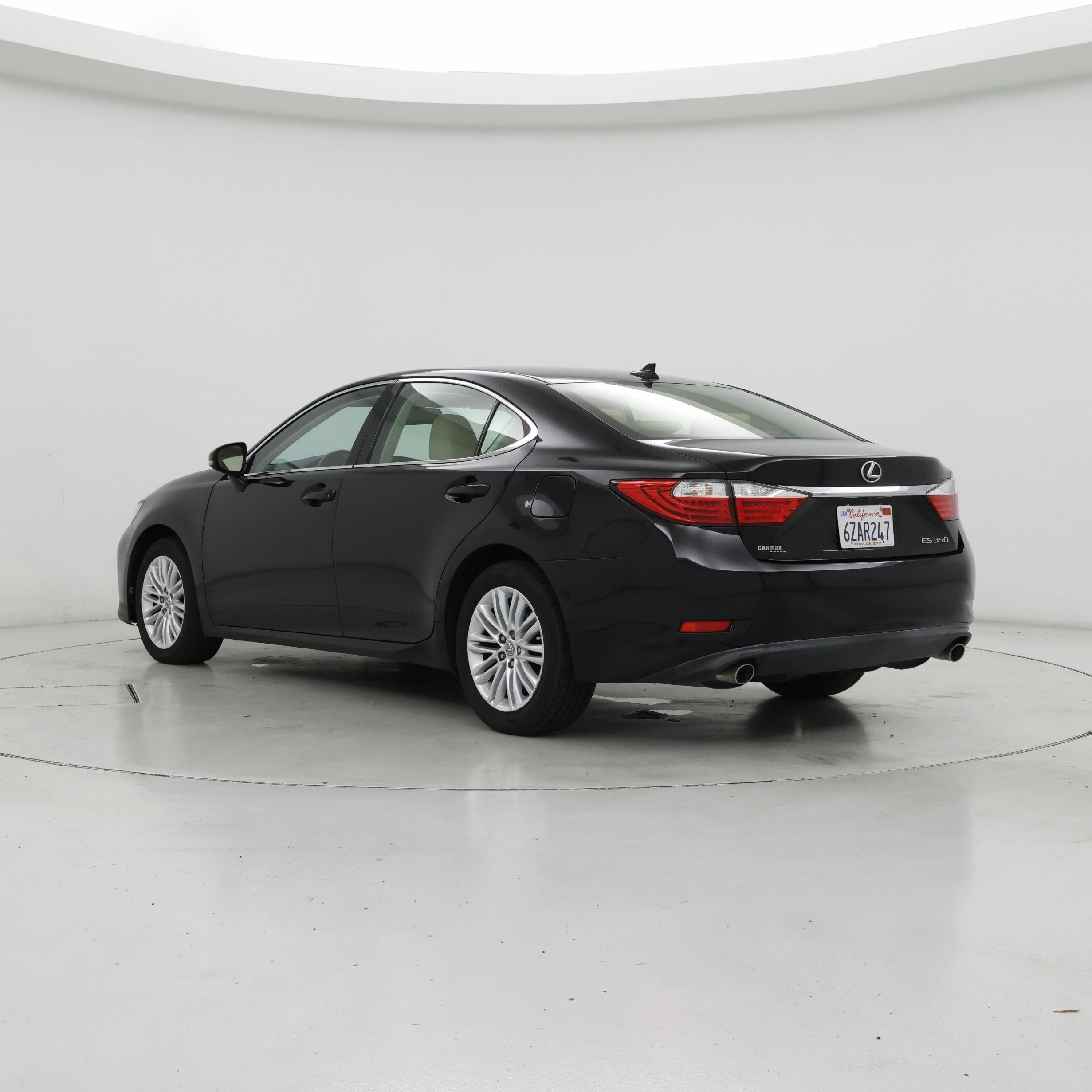 Thumbnail: 2013 Lexus ES - 2