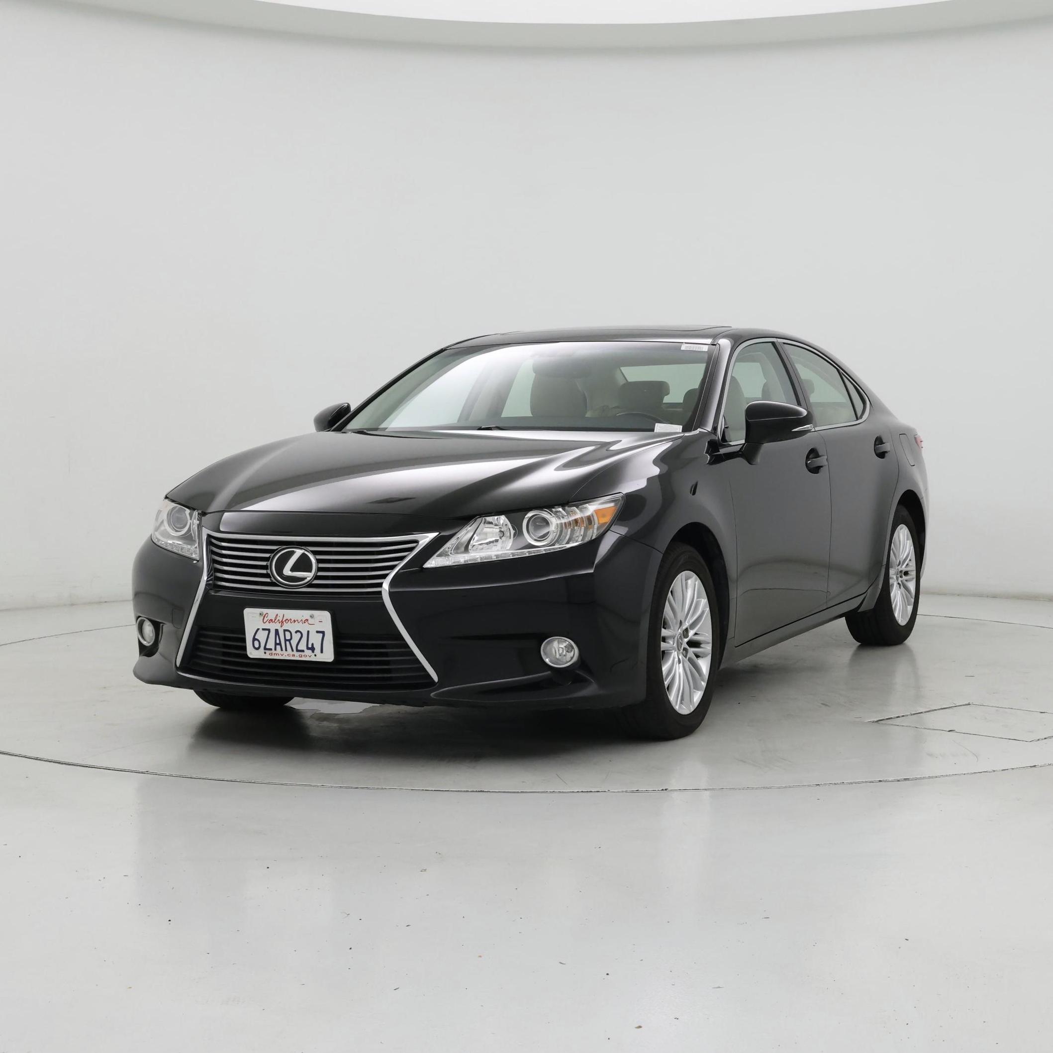 Thumbnail: 2013 Lexus ES - 4