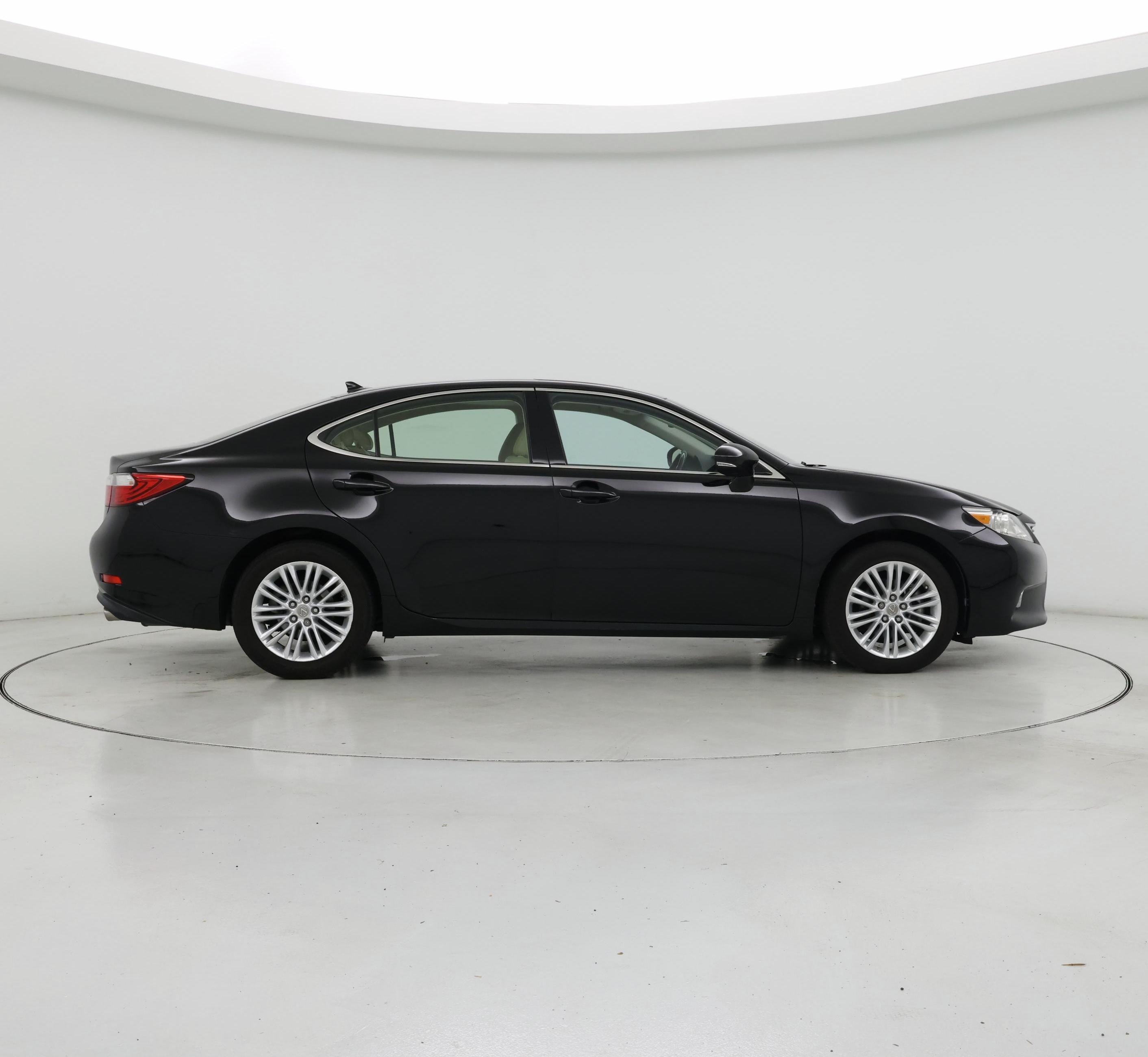 Thumbnail: 2013 Lexus ES - 7